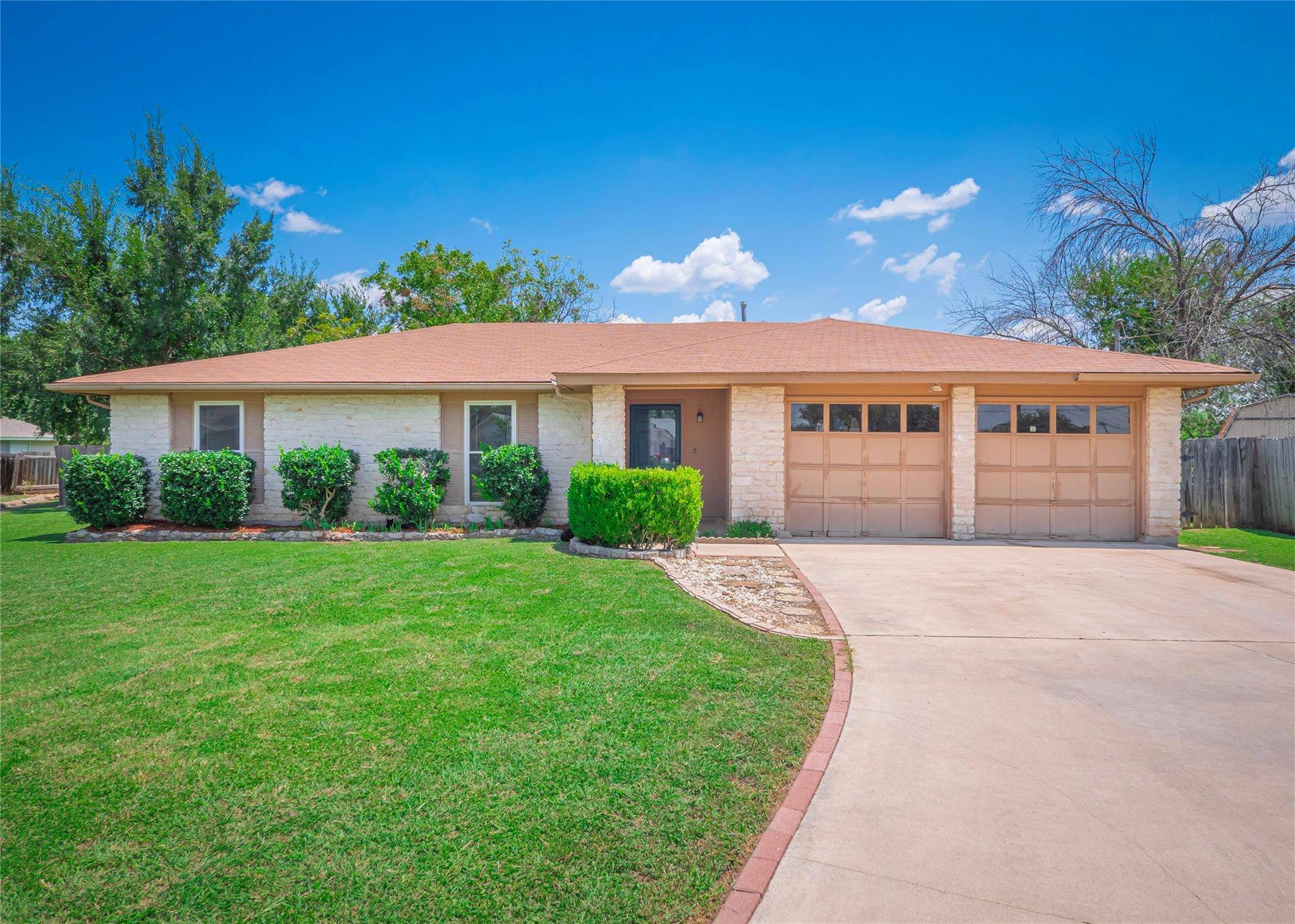 706 Garden Villa CIR, Georgetown, TX 78628