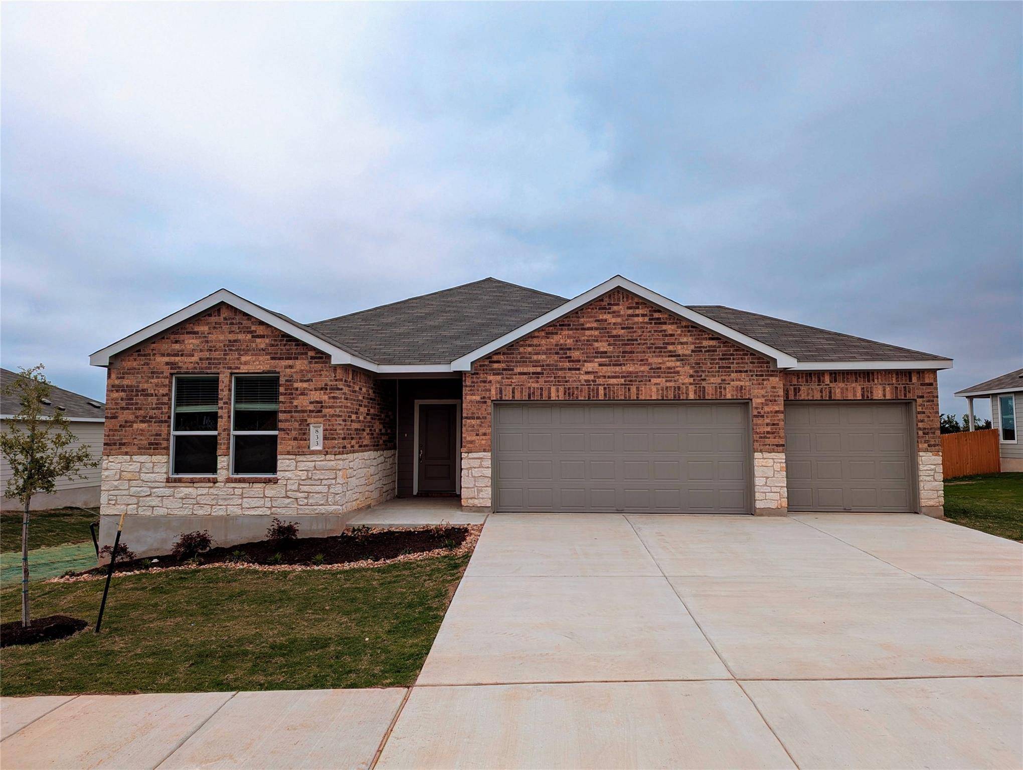 833 Bobby Lou LN, Copperas Cove, TX 76522