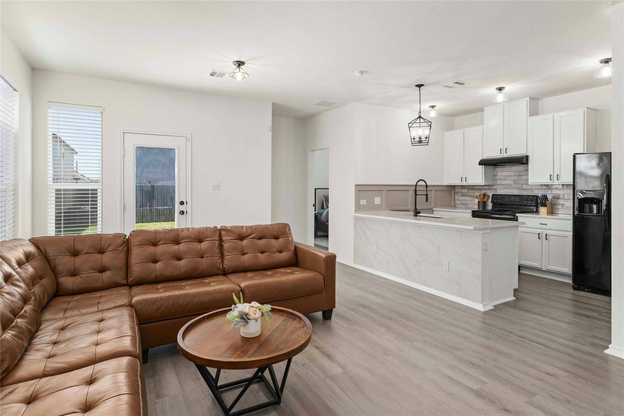 251 Lena LN, Kyle, TX 78640