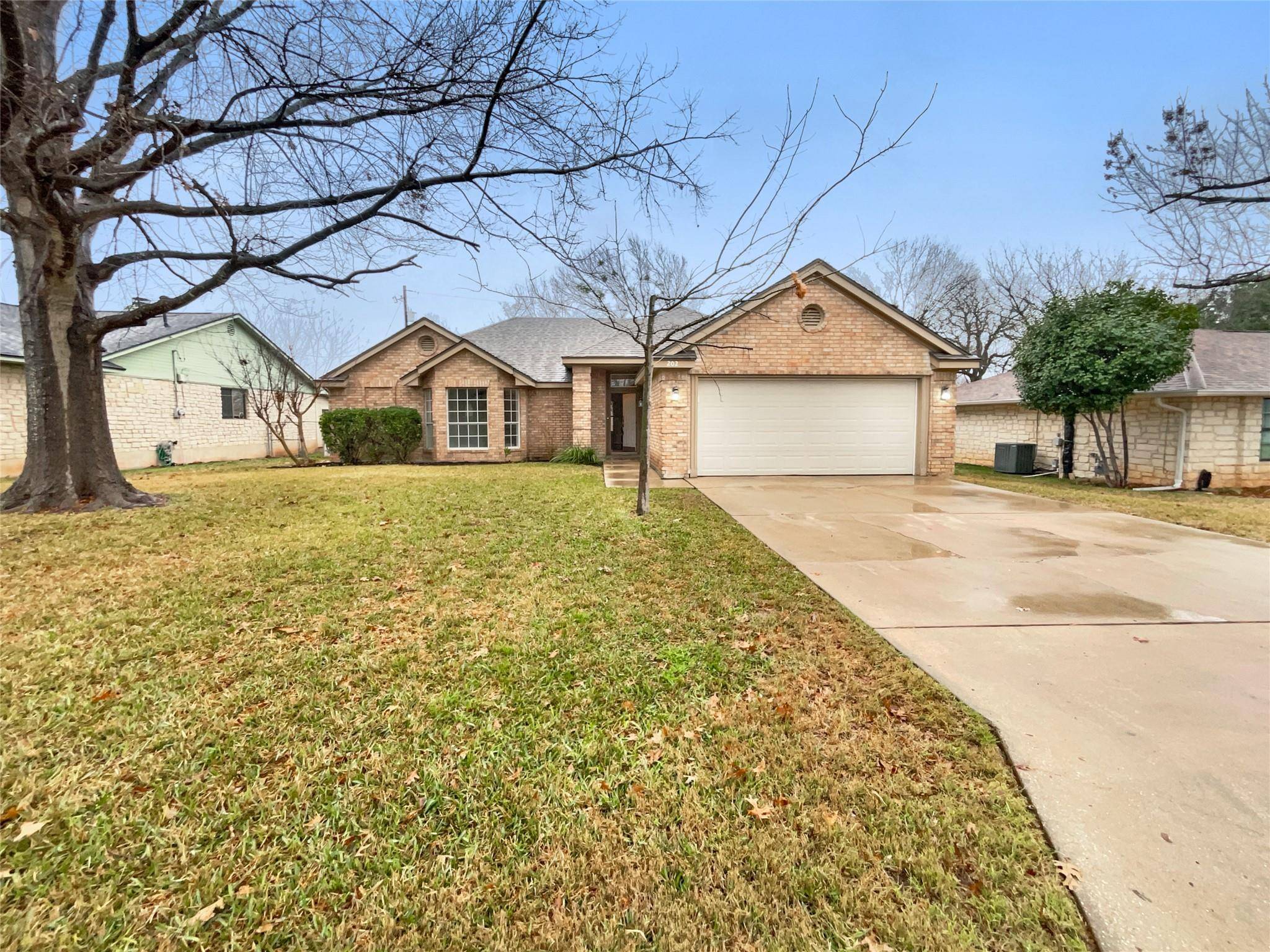 202 Rockmoor DR, Georgetown, TX 78628