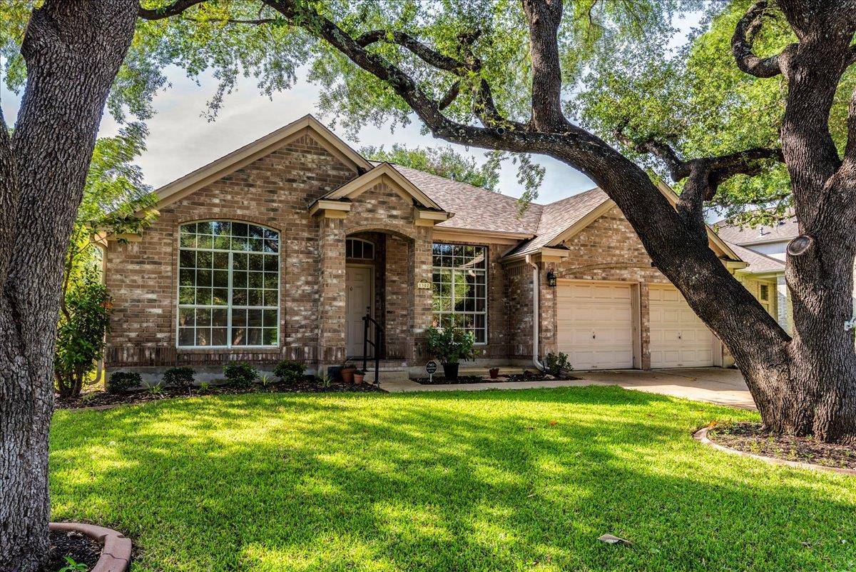 1302 Roadrunner DR, Cedar Park, TX 78613