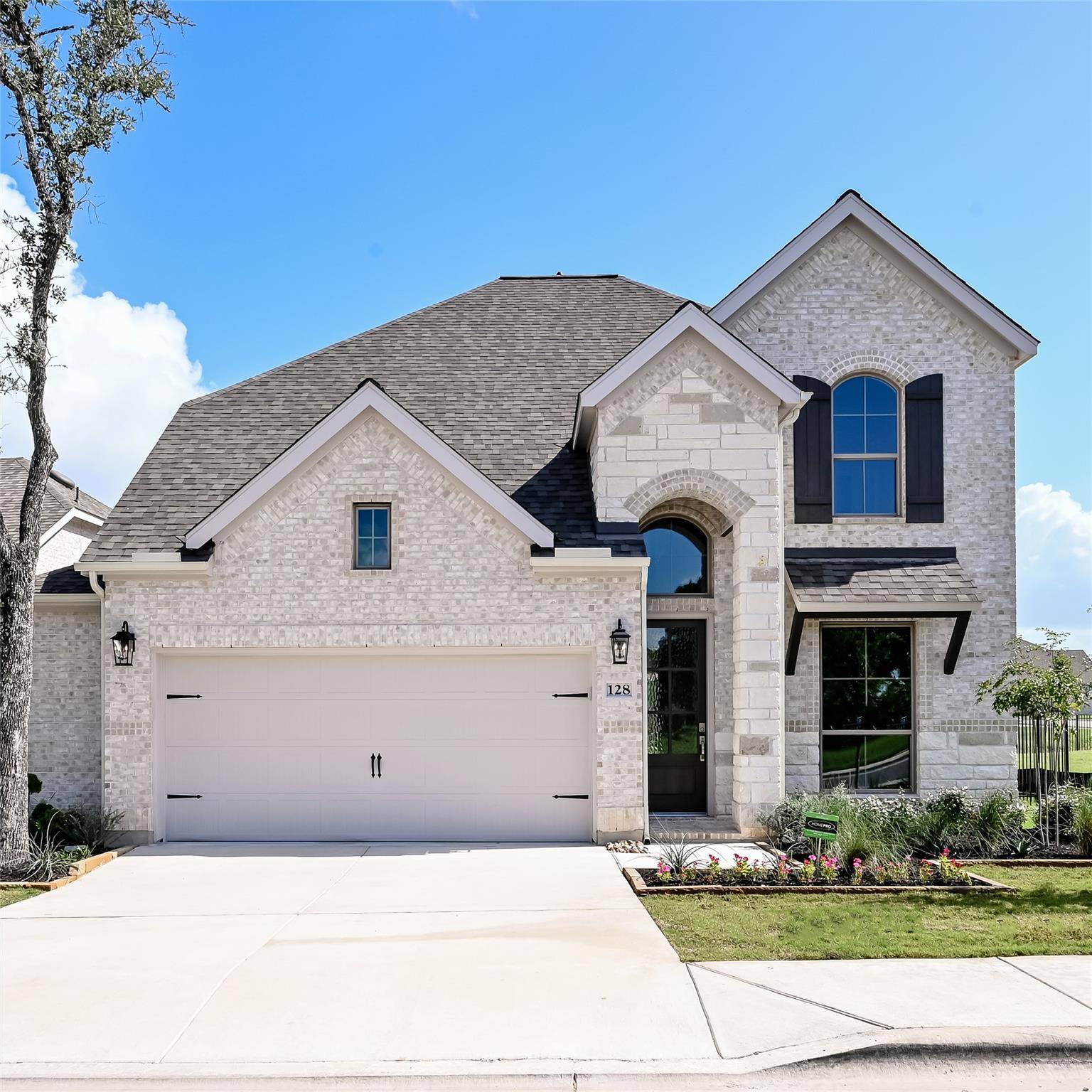 128 Kimble Creek LOOP, Kyle, TX 78640