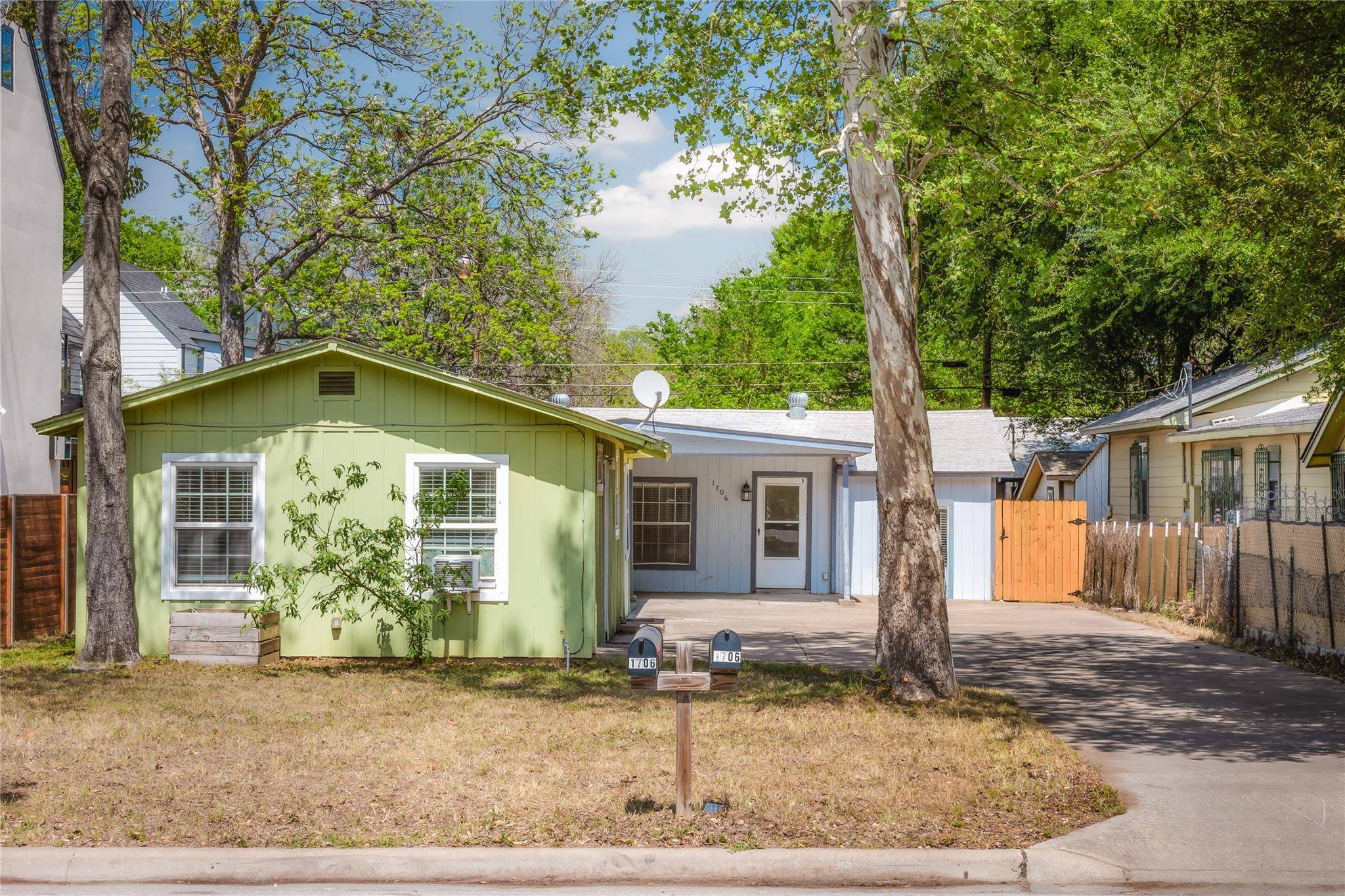 1706 Riverview ST, Austin, TX 78702