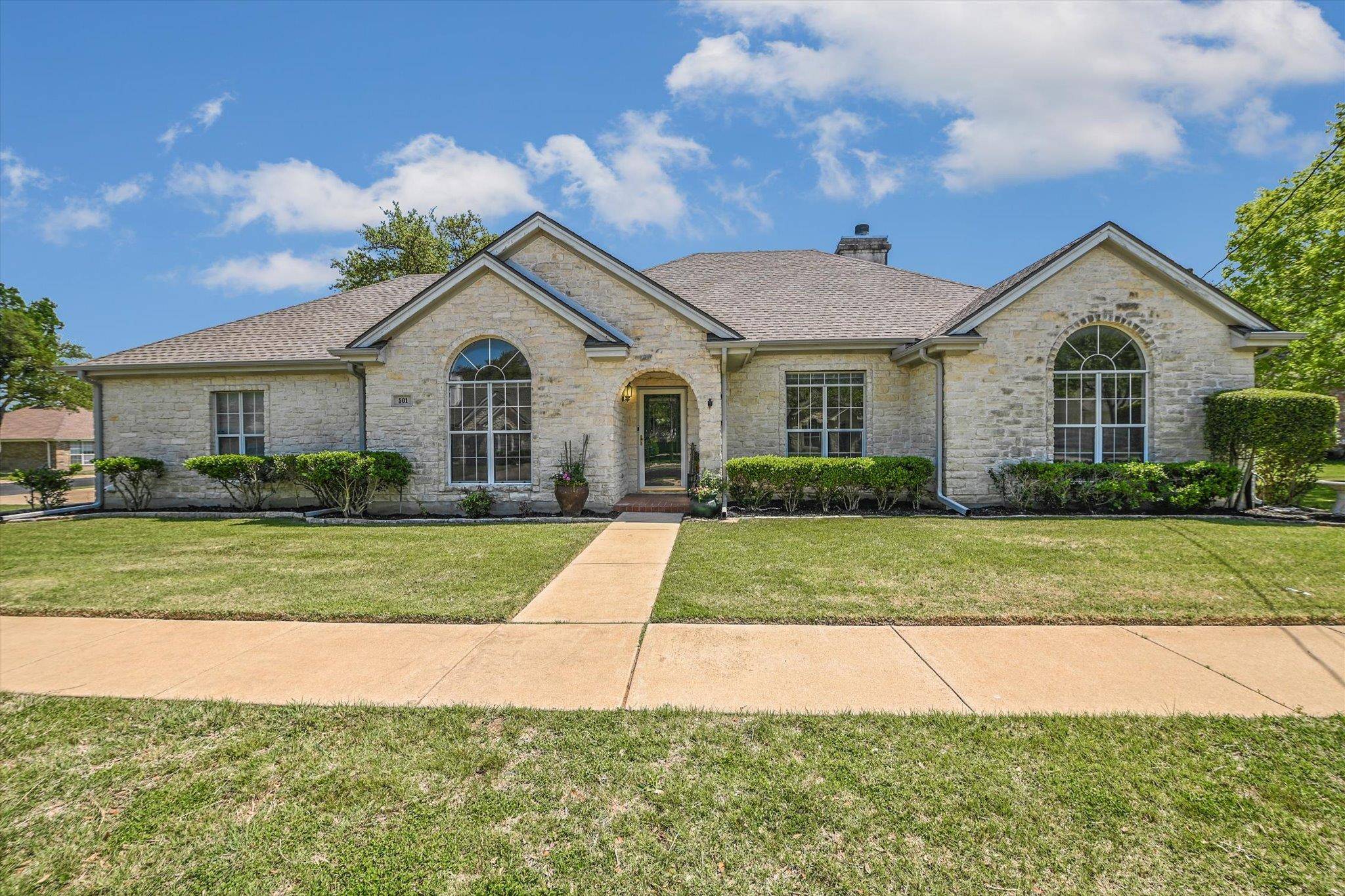 501 Susana DR, Georgetown, TX 78628