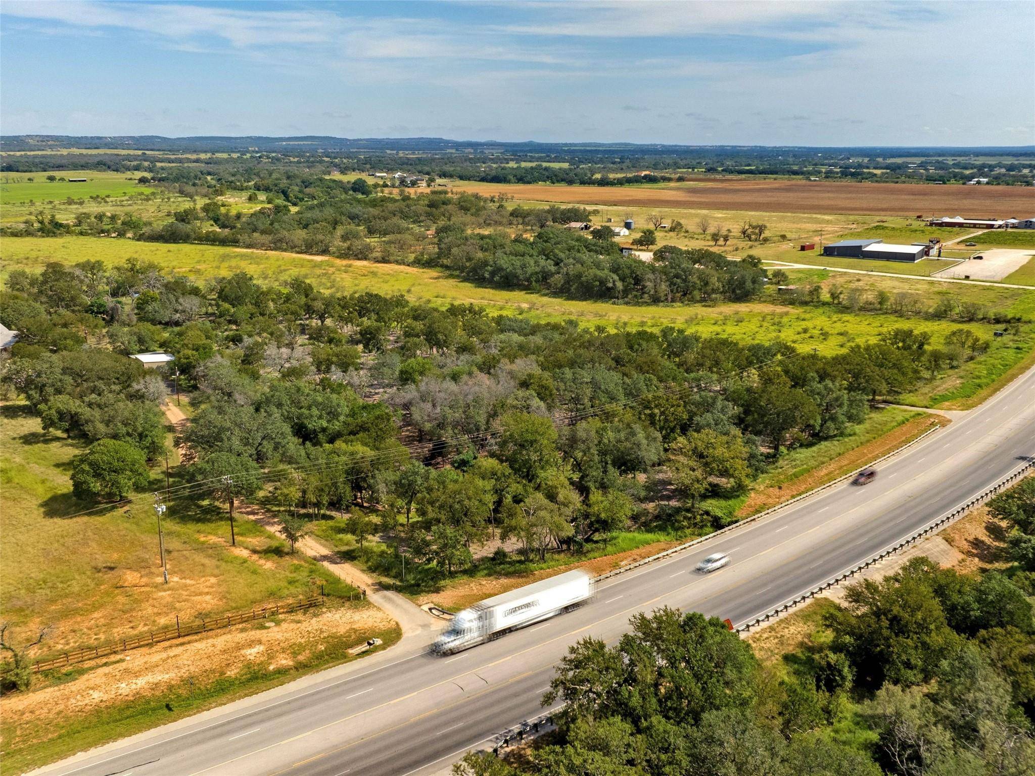 11382 E Us Highway 290, Fredericksburg, TX 78624