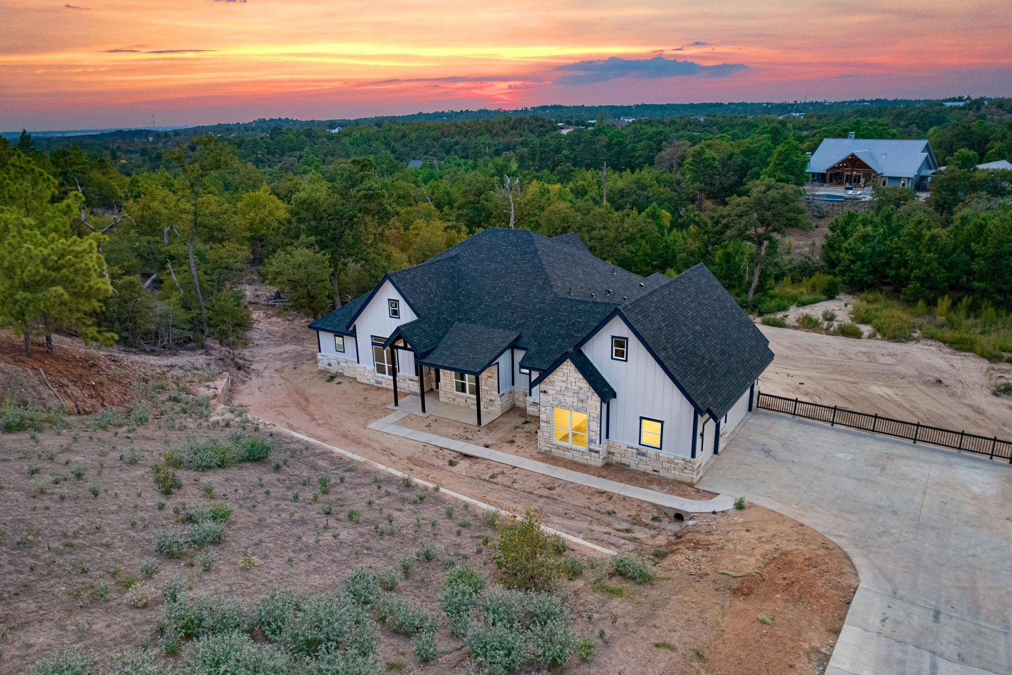 158 River Forest DR, Bastrop, TX 78602