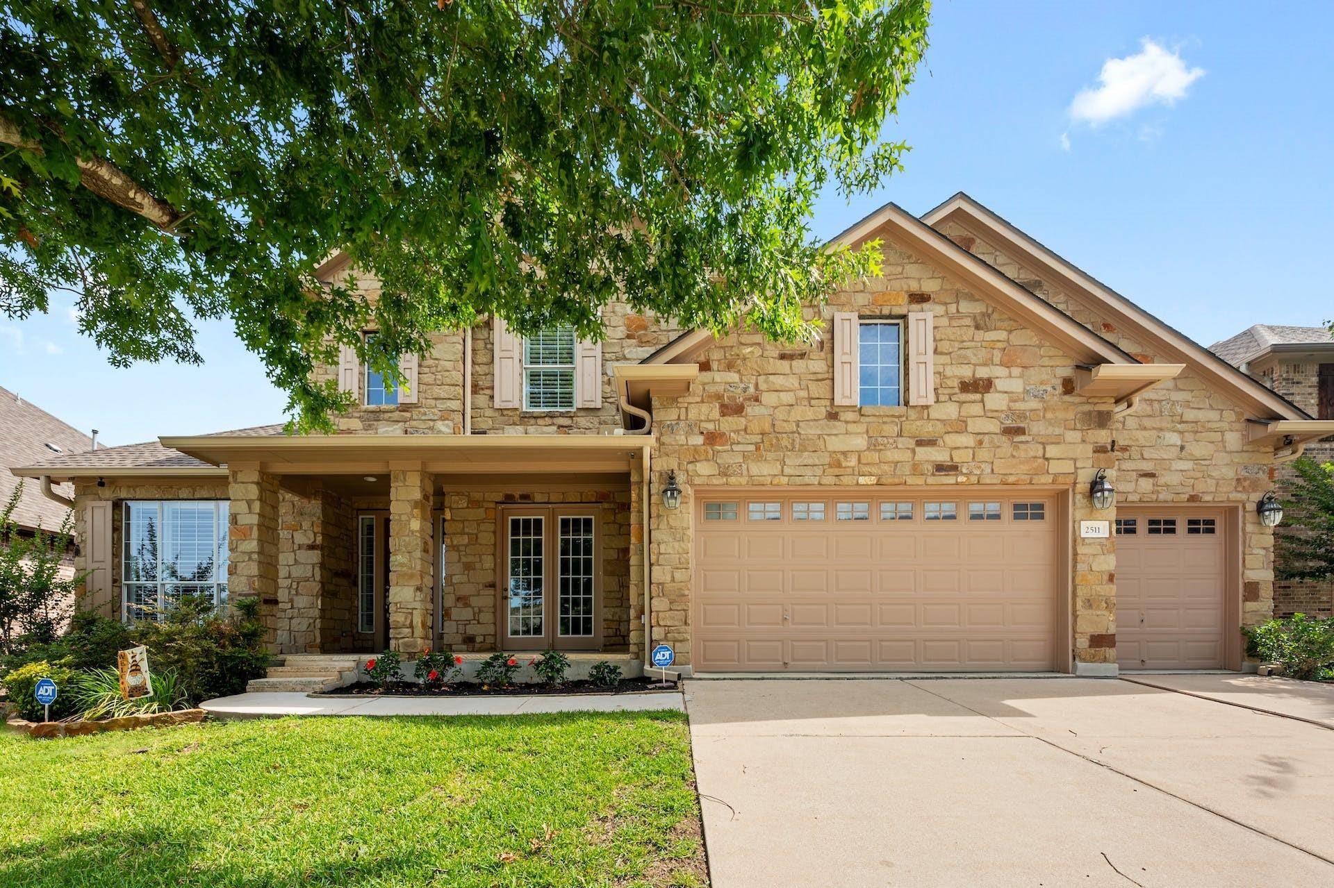 2511 Armatrading DR, Cedar Park, TX 78613