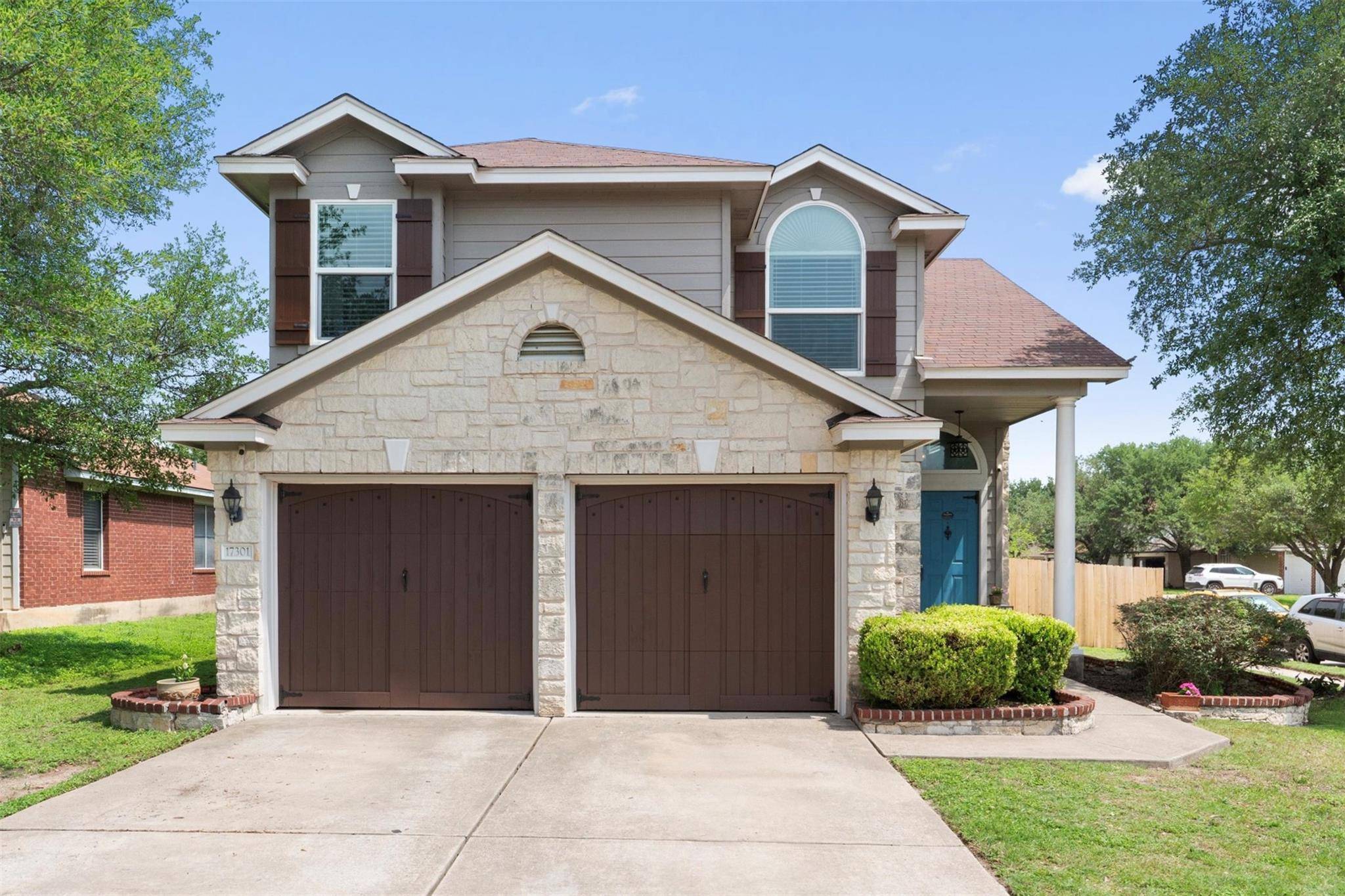17301 Valentine DR, Round Rock, TX 78664
