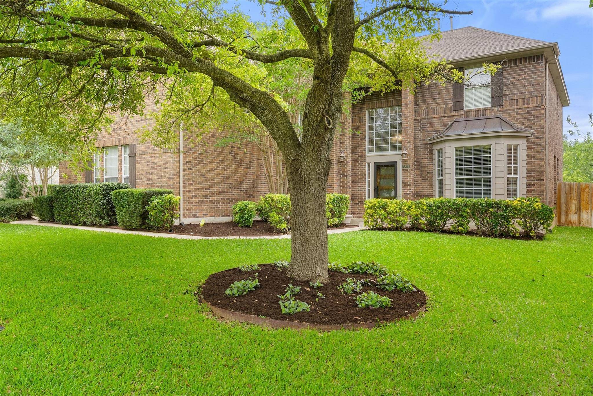 3814 Forest Creek DR, Round Rock, TX 78664