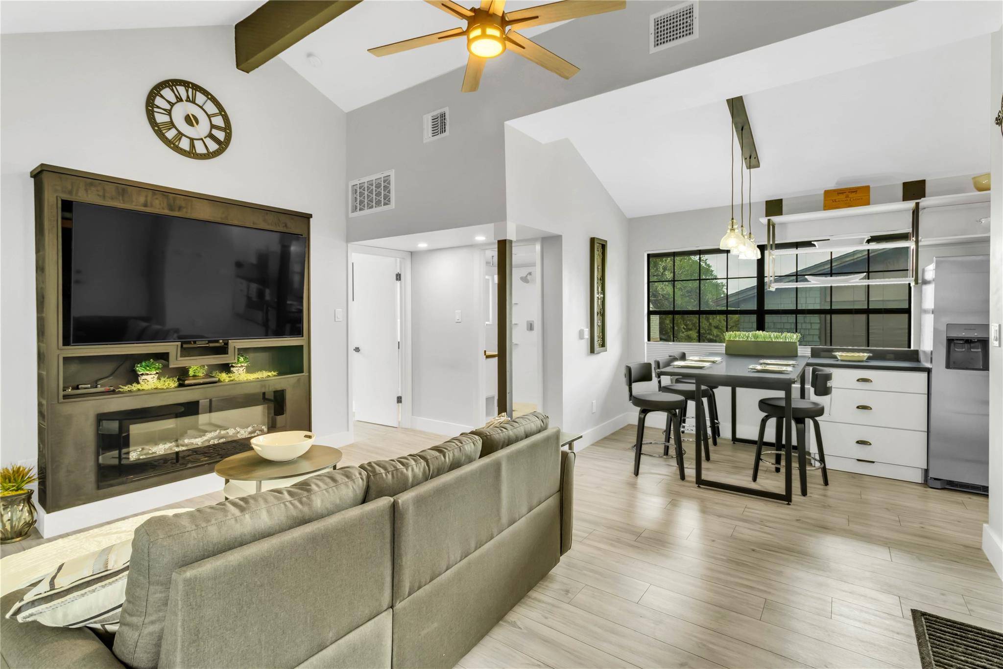 7122 Wood Hollow DR #8, Austin, TX 78731