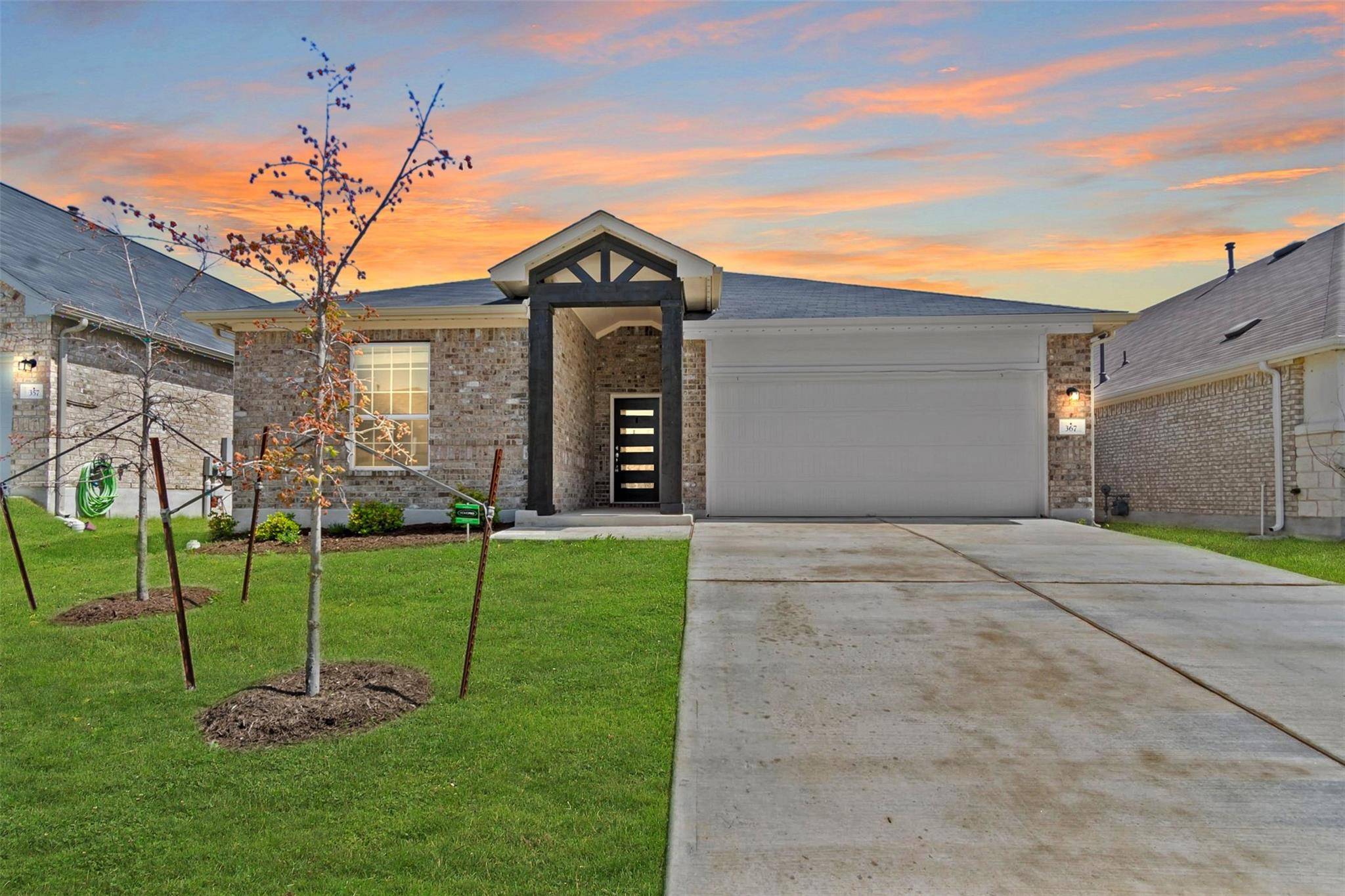 367 Cherrystone LOOP, Buda, TX 78610