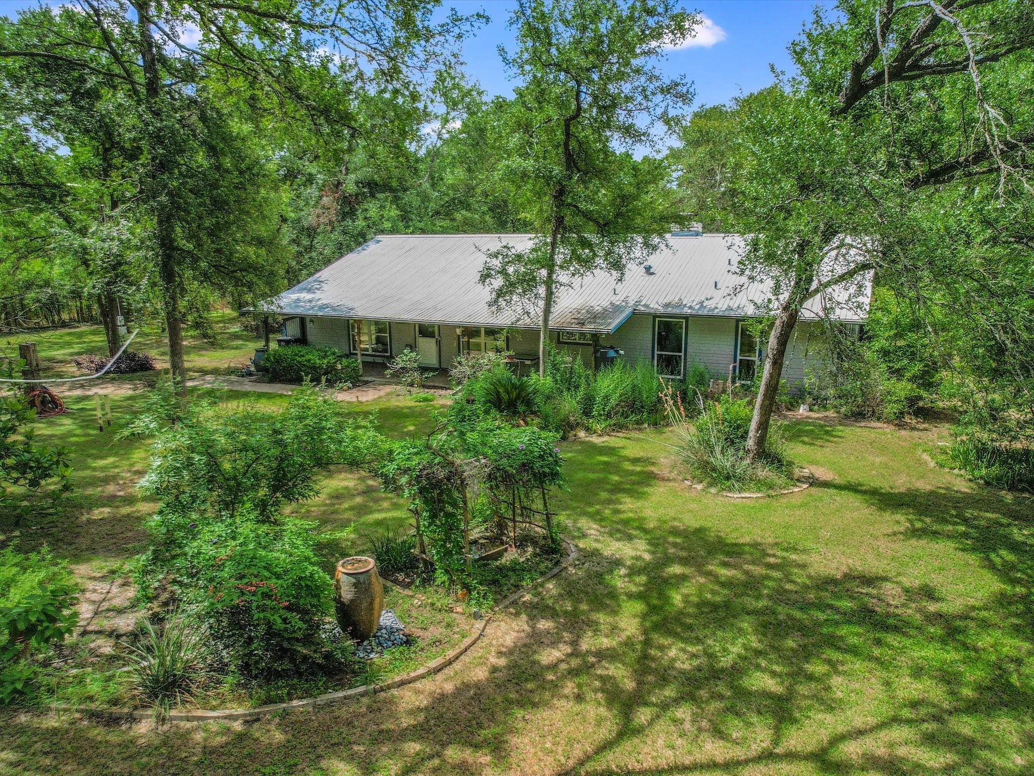 19011 Blake Manor RD, Manor, TX 78653