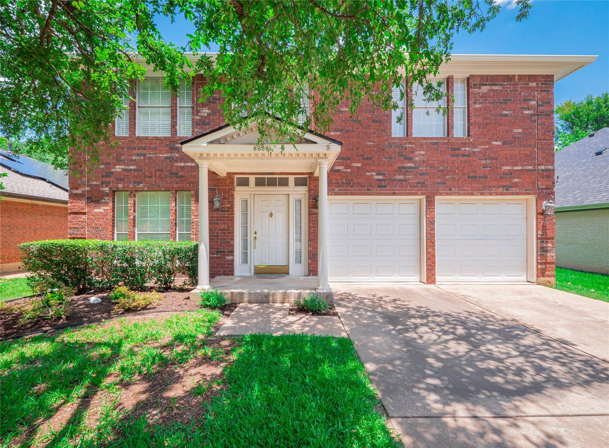 8608 Bobcat DR, Round Rock, TX 78681