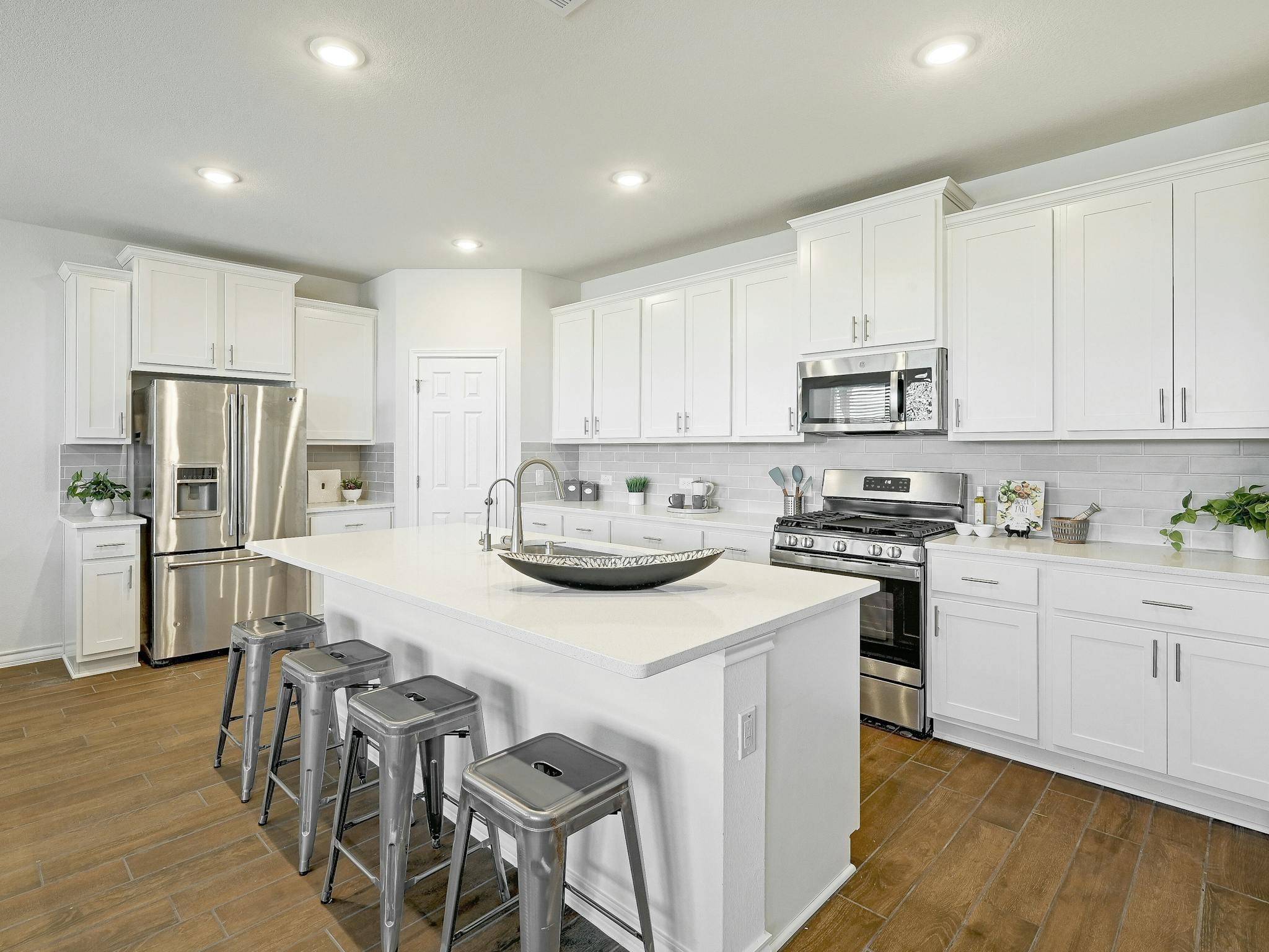 870 Pepperbark LOOP, Buda, TX 78610