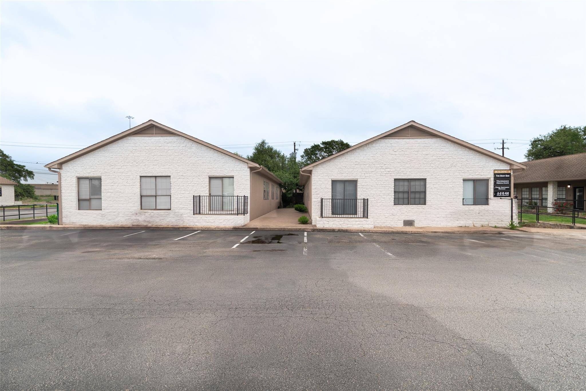 13740 Research BLVD #R2, Austin, TX 78750