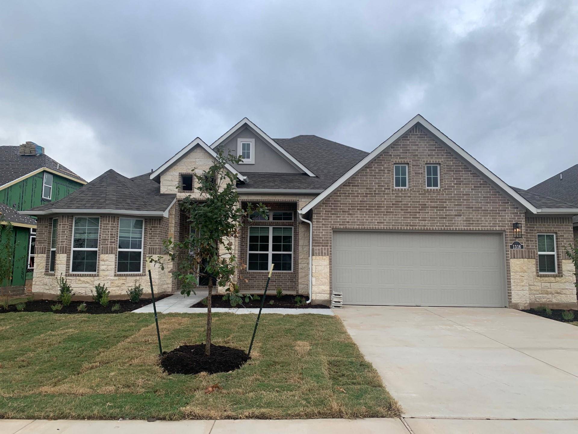 1316 Bermuda DR, Georgetown, TX 78628