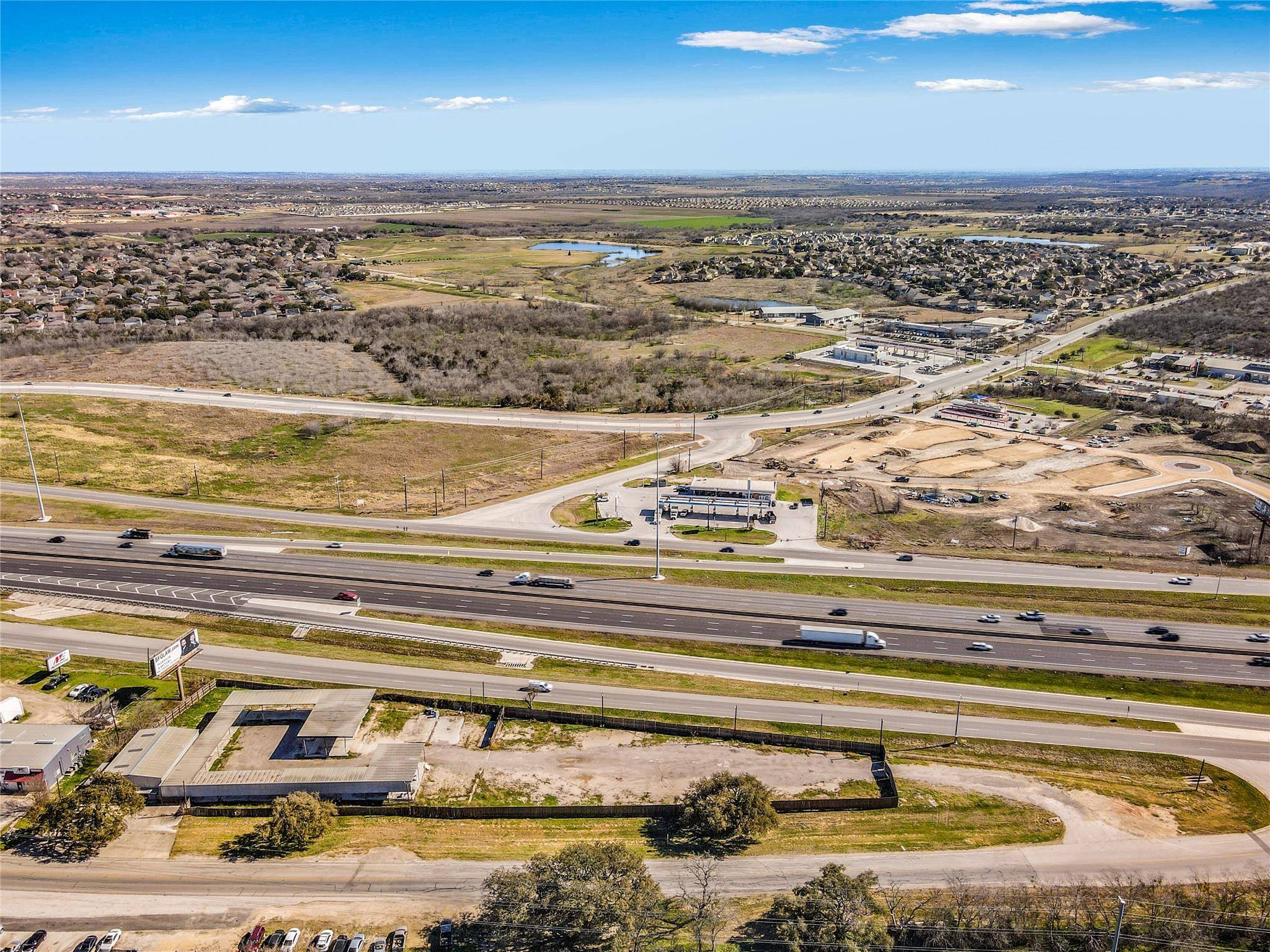 505 S Old Hwy 81, Kyle, TX 78640