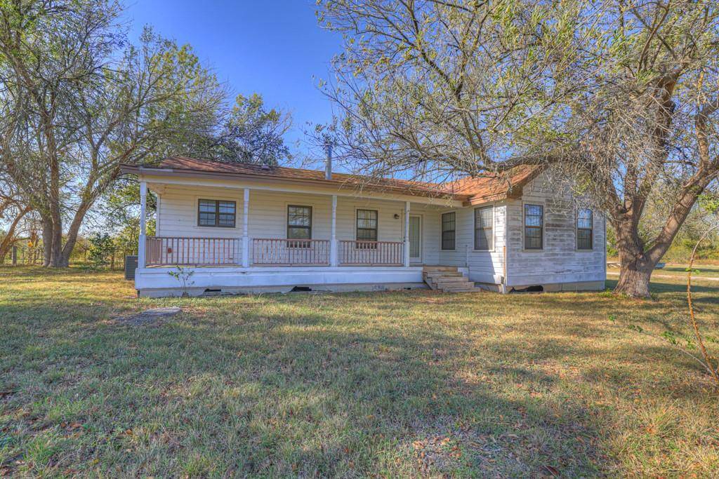 180 Palomino RD, Kyle, TX 78640