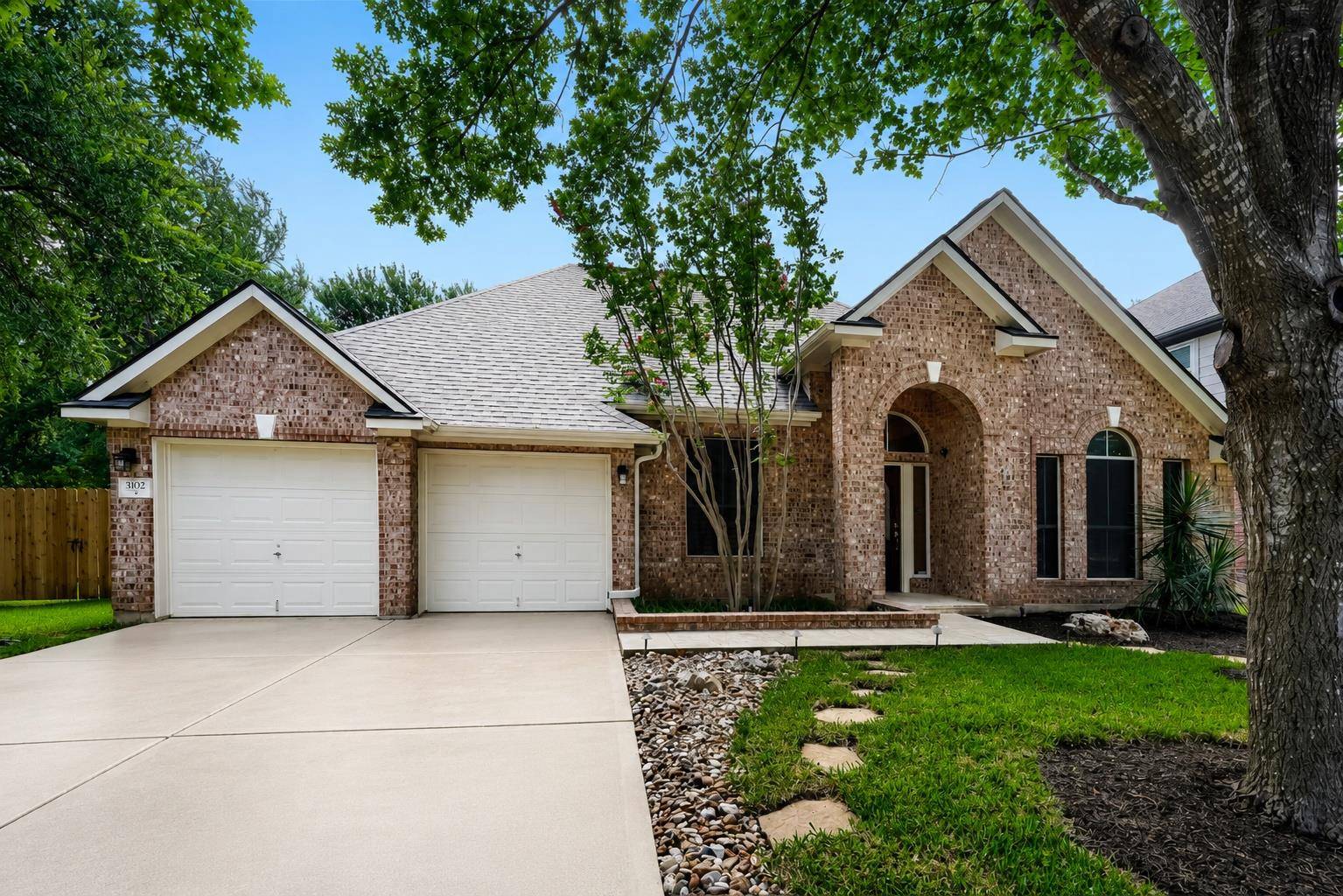 3102 Ash Glen LN, Round Rock, TX 78681