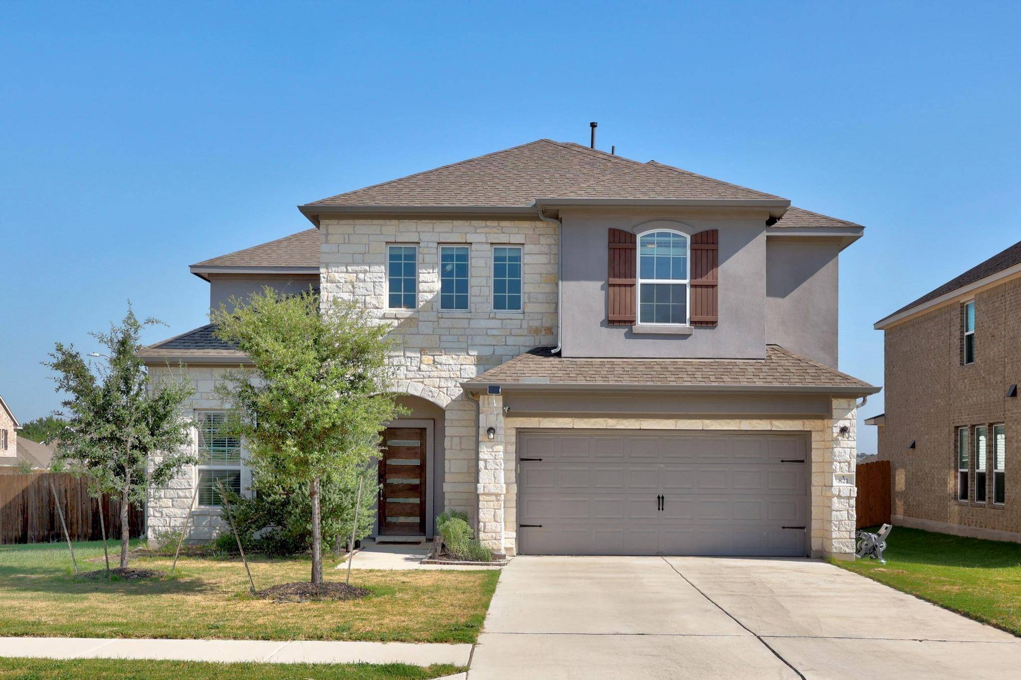 821 Paper Daisy PATH, Leander, TX 78641