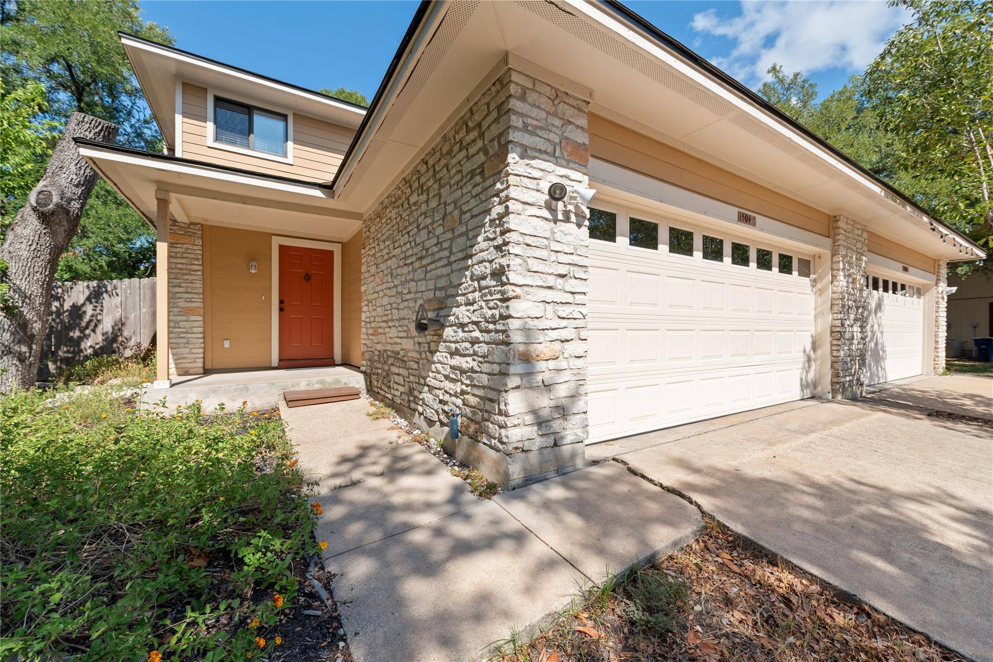 1504 Aquifer CV #B, Austin, TX 78746