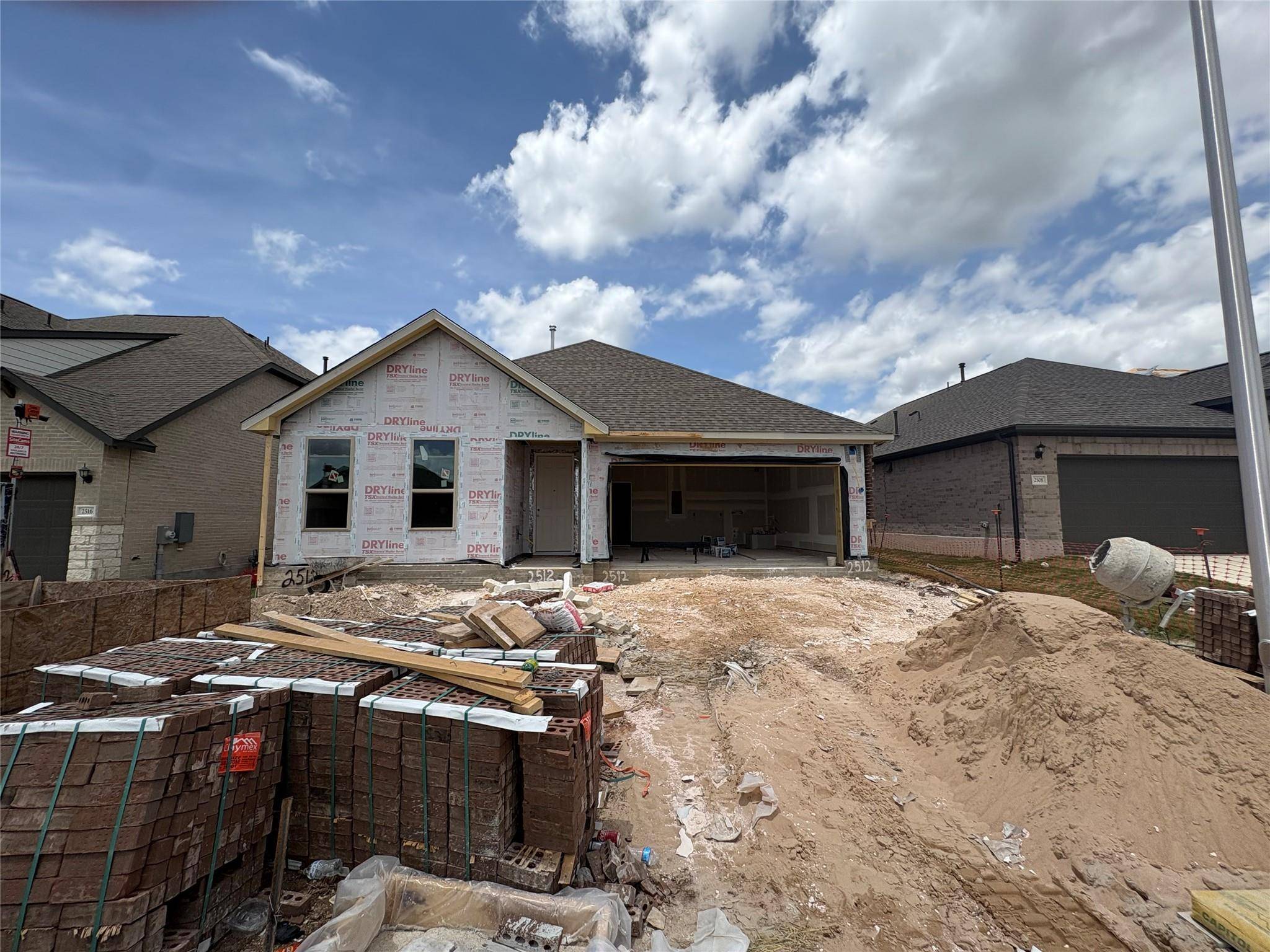 2512 Walking Y RD, Georgetown, TX 78633