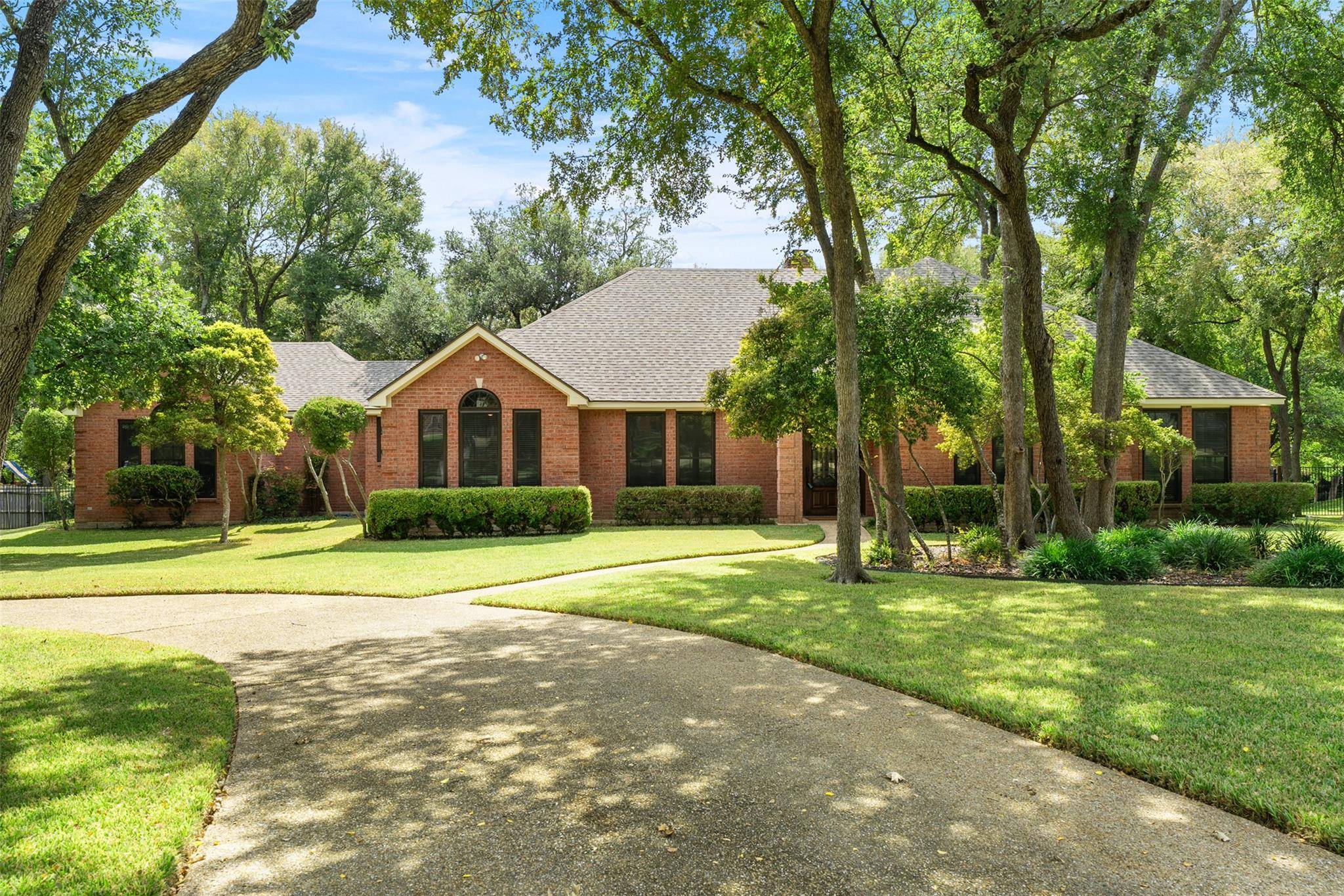 518 Riverwood DR, Belton, TX 76513
