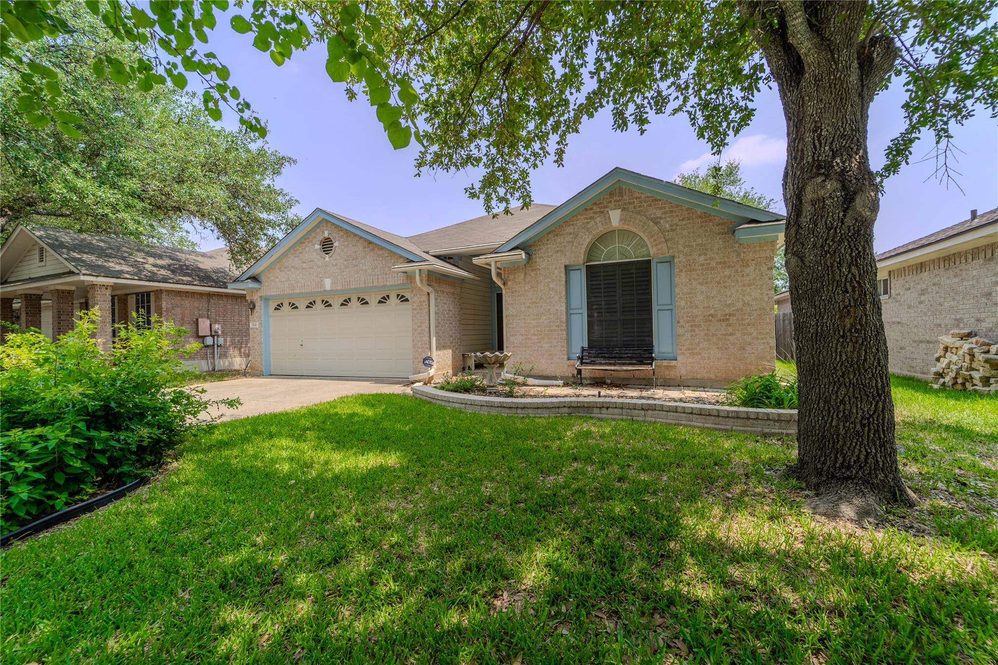 704 Le Ann LN, Cedar Park, TX 78613