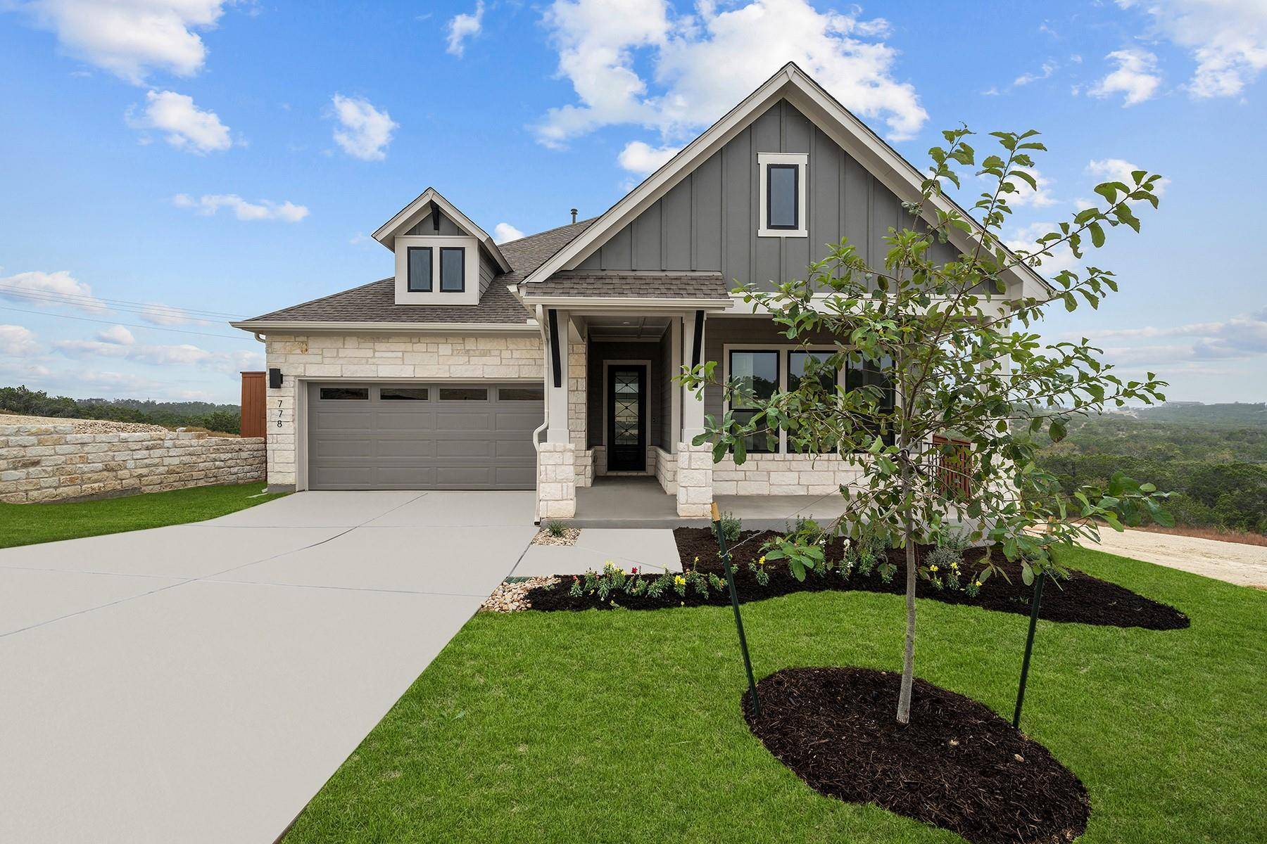 778 Iron Willow LOOP, Dripping Springs, TX 78620