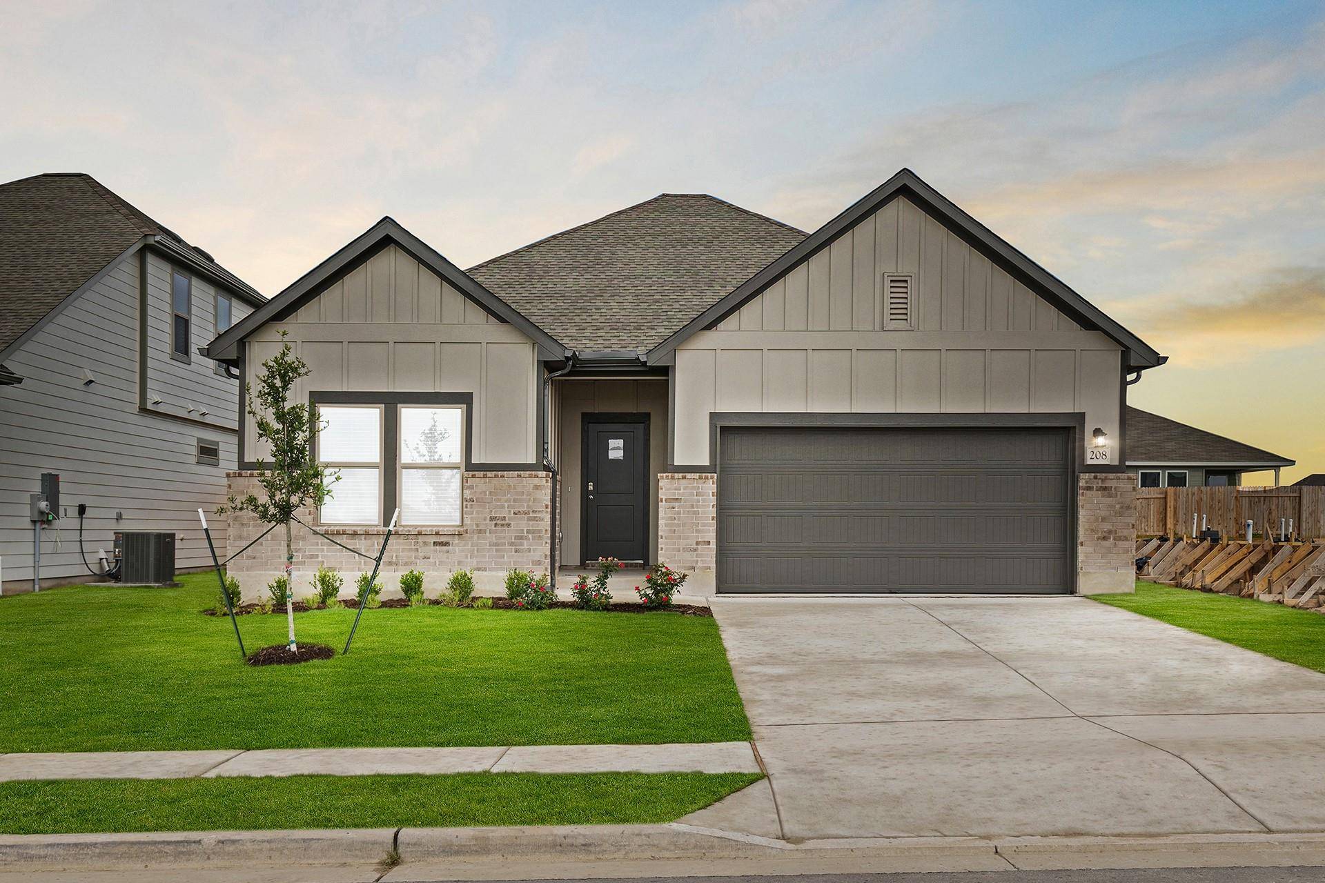 208 Lazy Lizzy RD, Jarrell, TX 76537