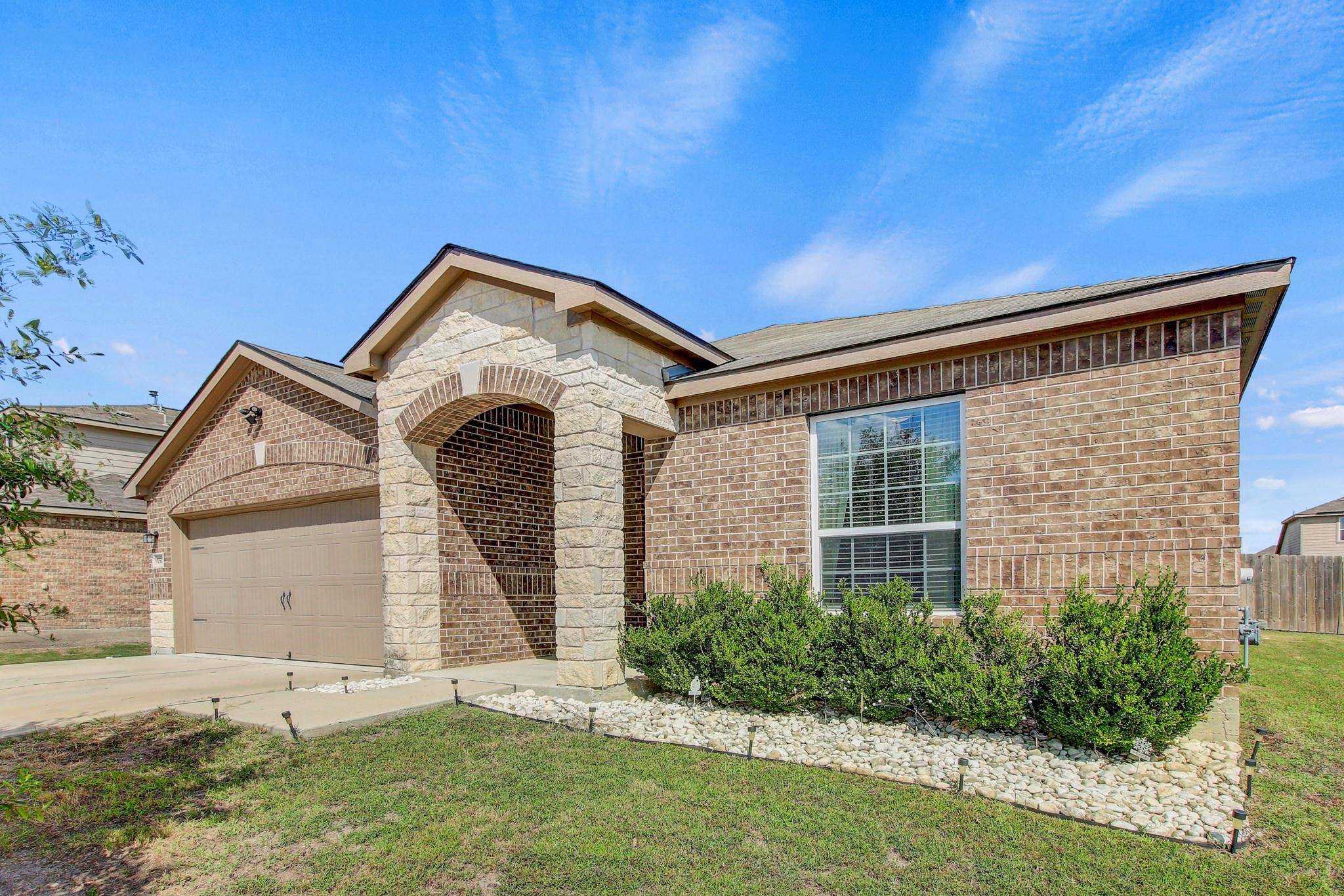 1519 Violet LN, Kyle, TX 78640