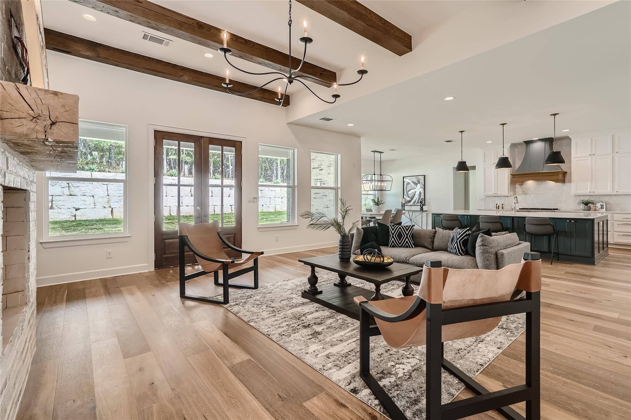 1402 Country Club RD, Georgetown, TX 78628