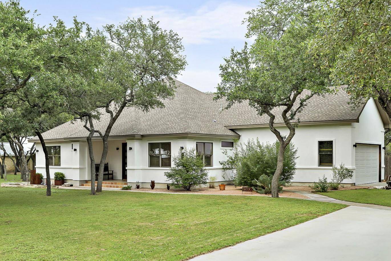 2819 Cross RD, San Marcos, TX 78666