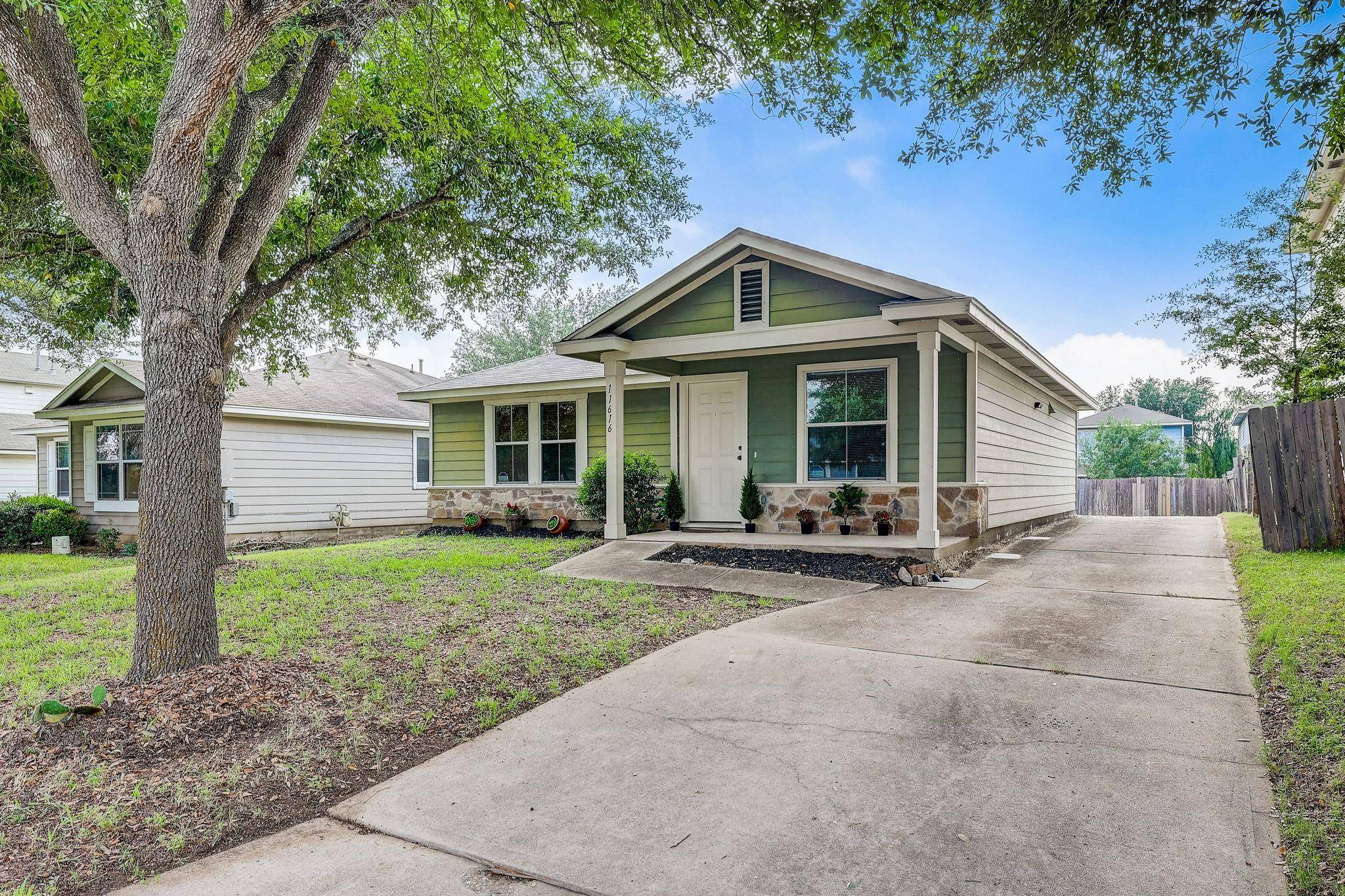 11616 Melstone DR, Manor, TX 78653