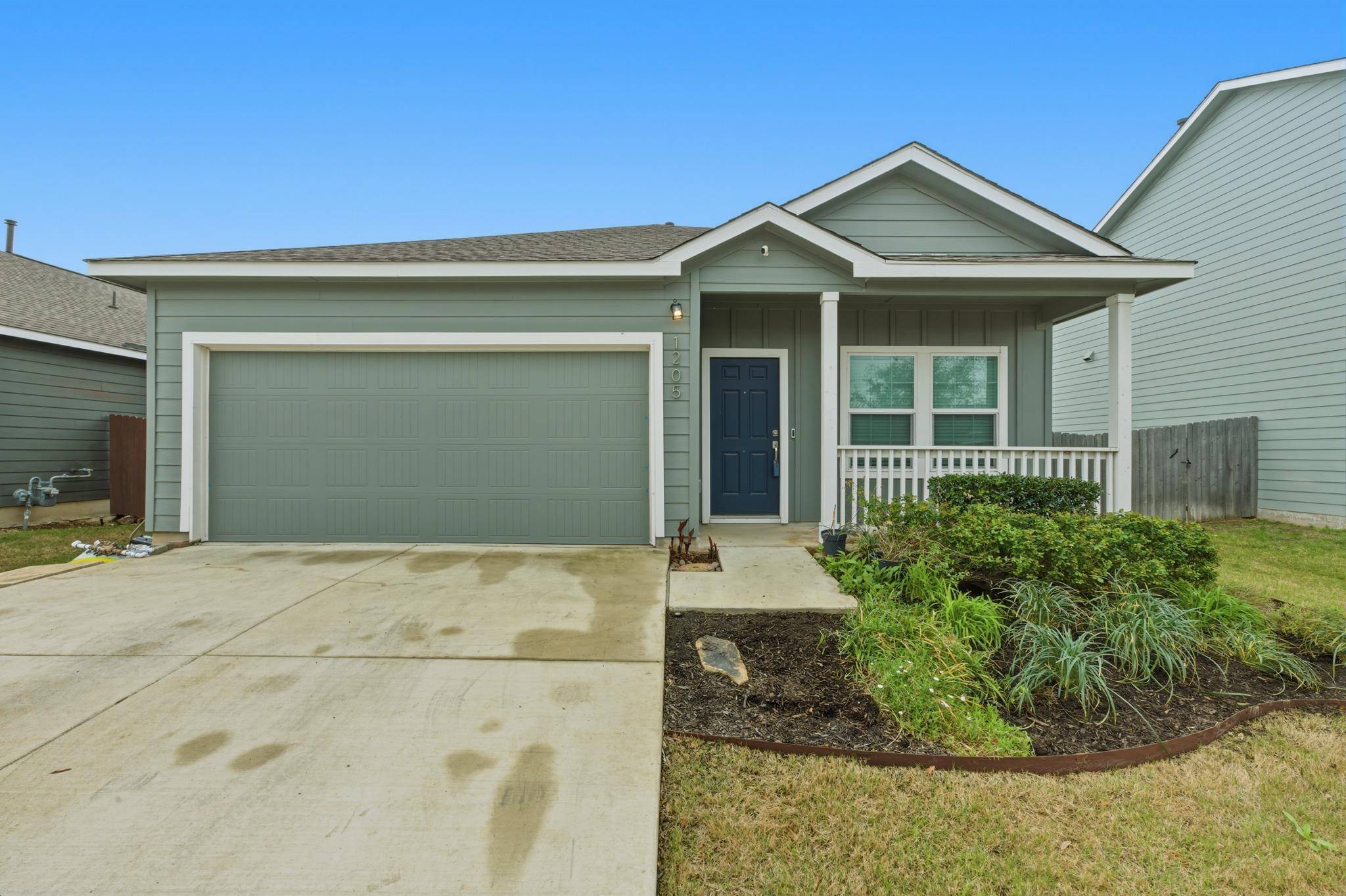 1205 Rio Frio LN, Georgetown, TX 78626