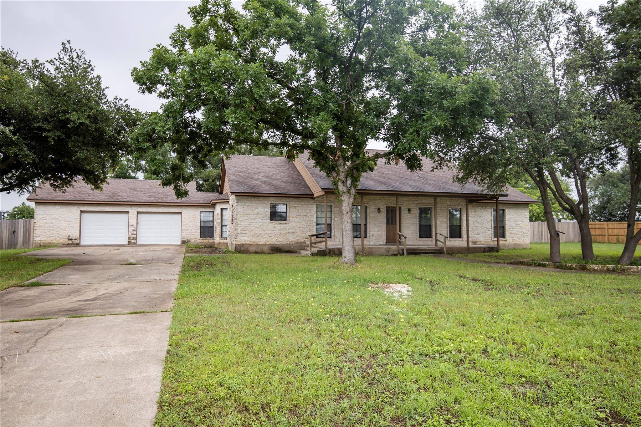 412 N 9th ST, Jarrell, TX 76537