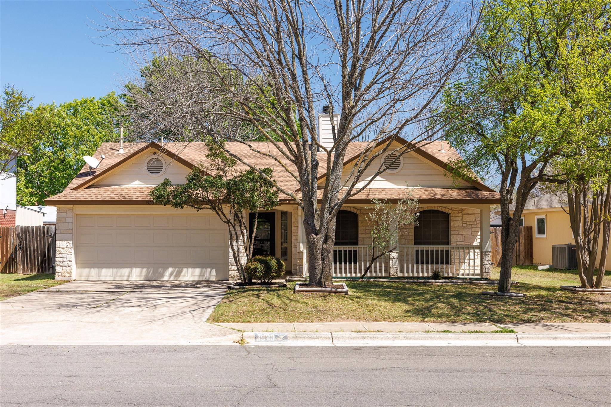 1520 Brandi CIR, Kyle, TX 78640