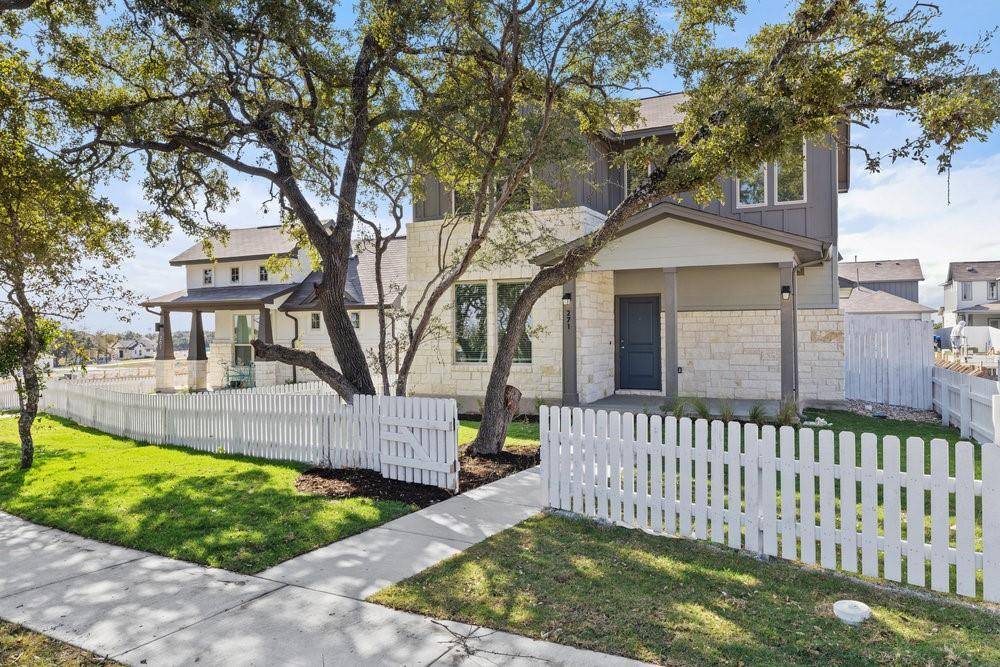 271 Glocken LN, Kyle, TX 78640