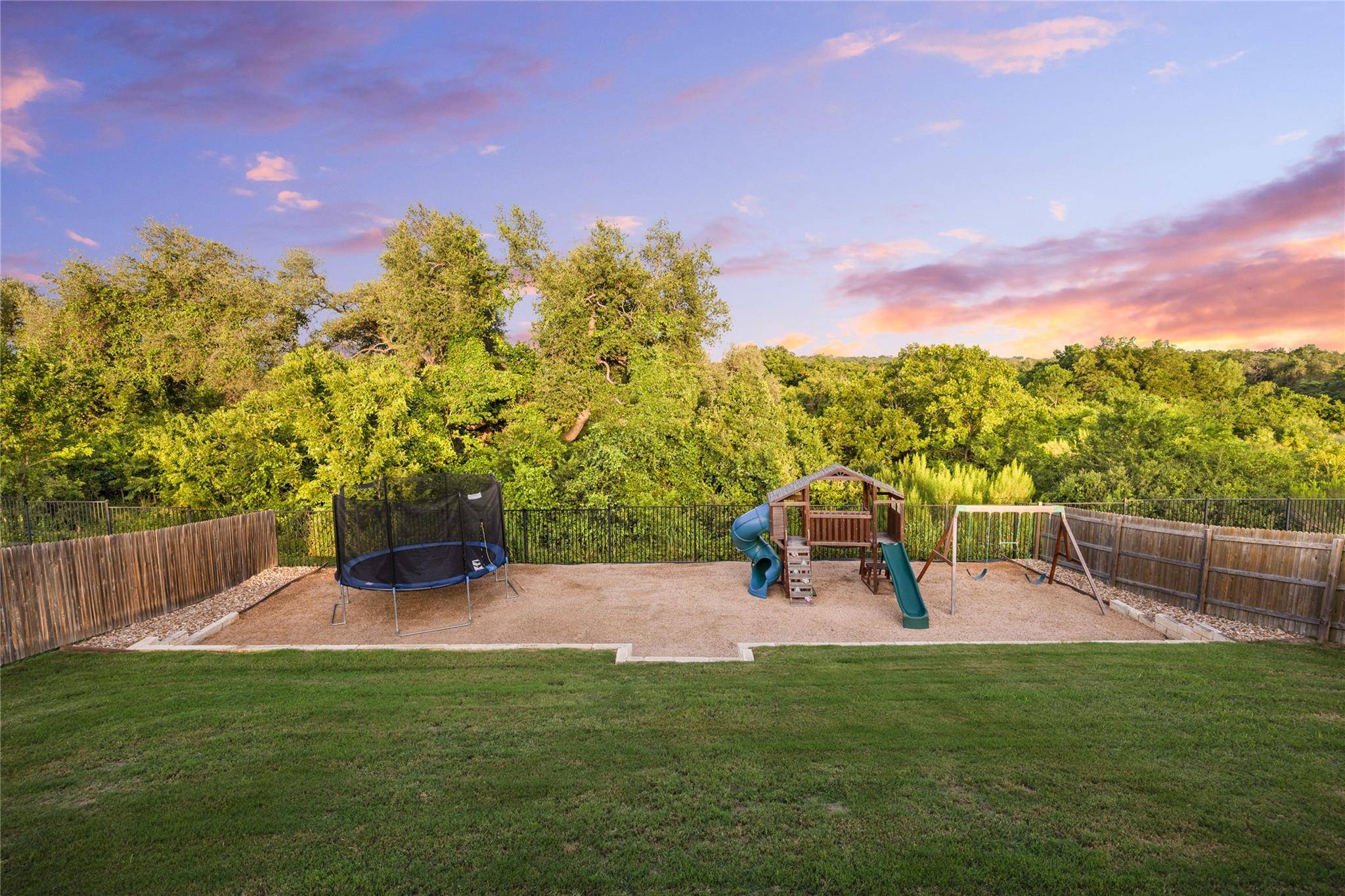 605 Liard River RD, Hutto, TX 78634