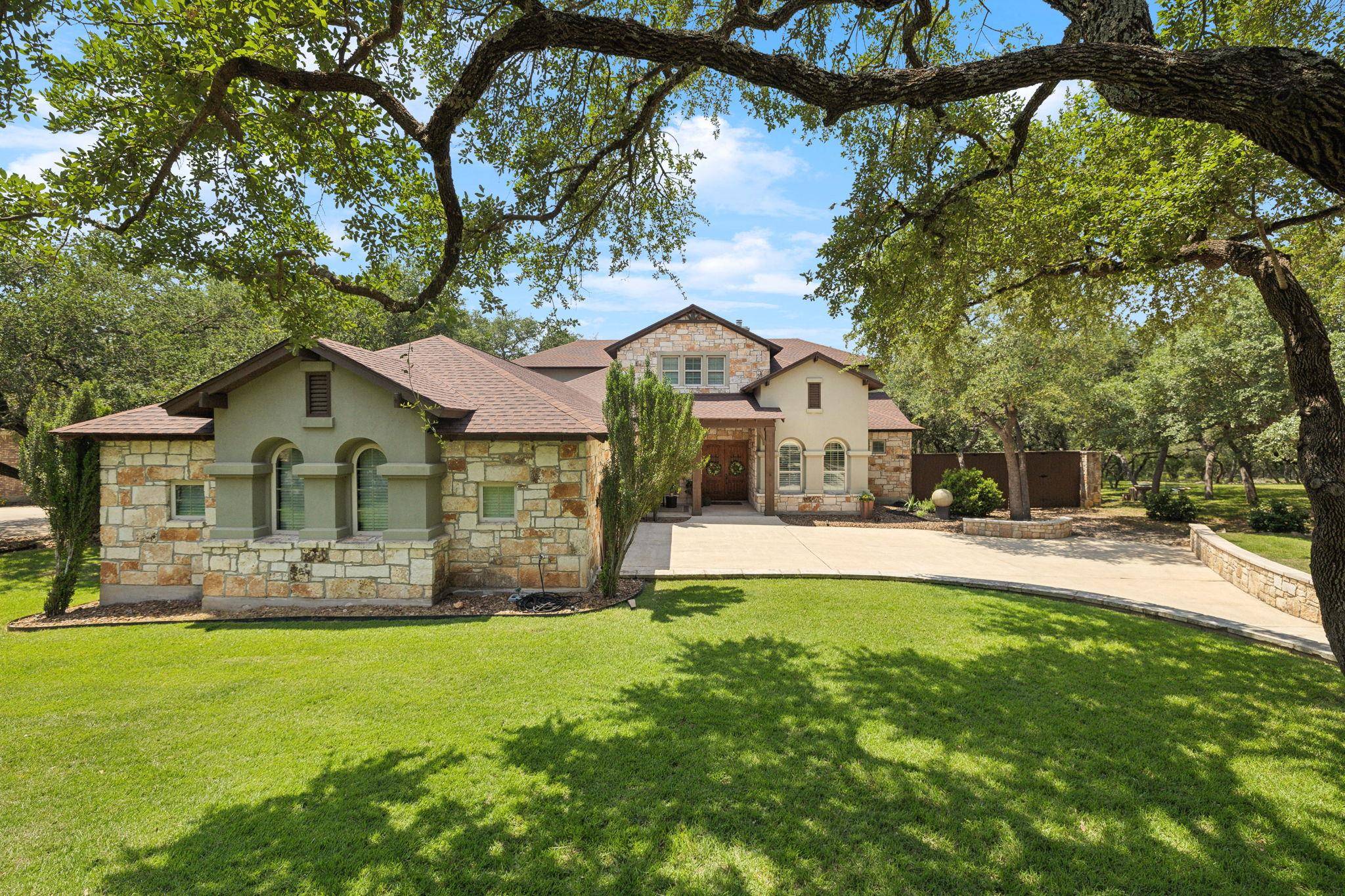 3100 Summit Ridge DR, San Marcos, TX 78666