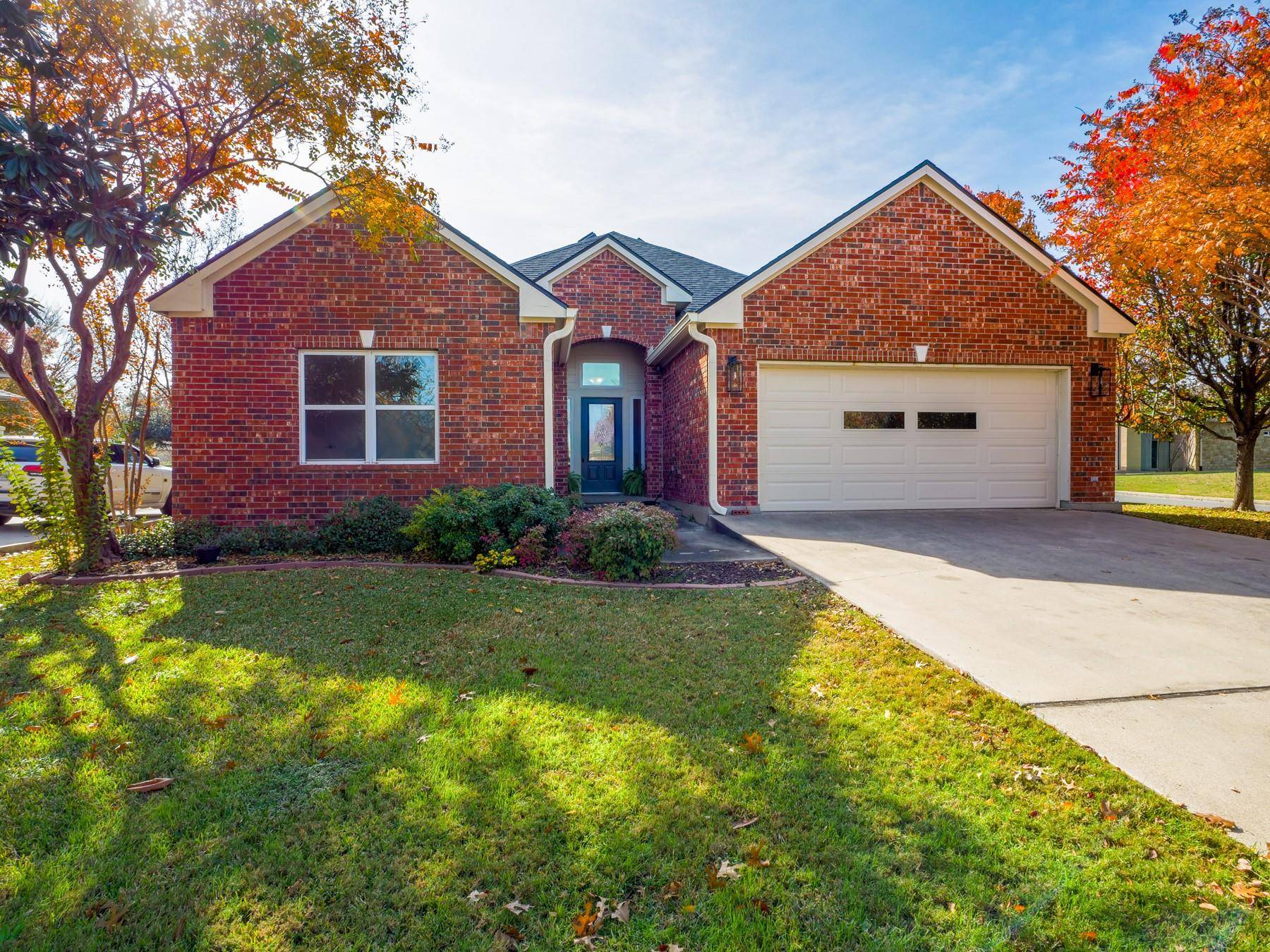 349 Firestone DR, Marble Falls, TX 78654