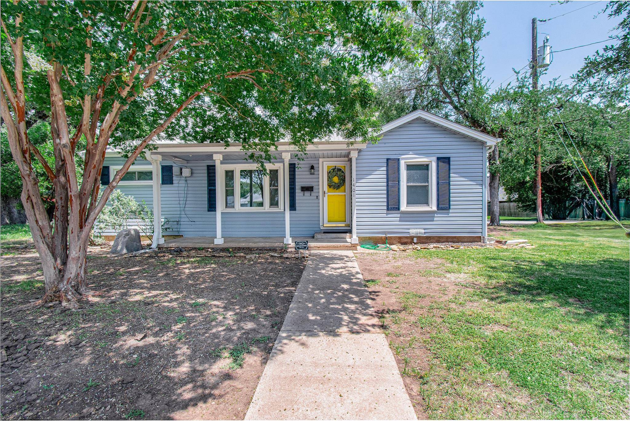 1401 N Penelope ST, Belton, TX 76513
