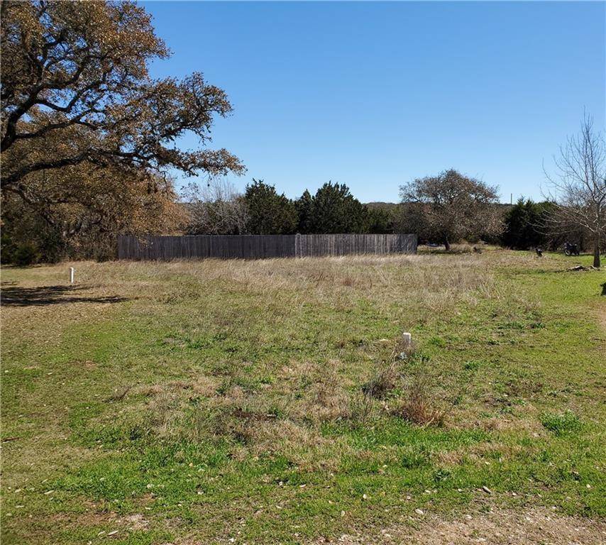 288 Heatherwood DR, Driftwood, TX 78619