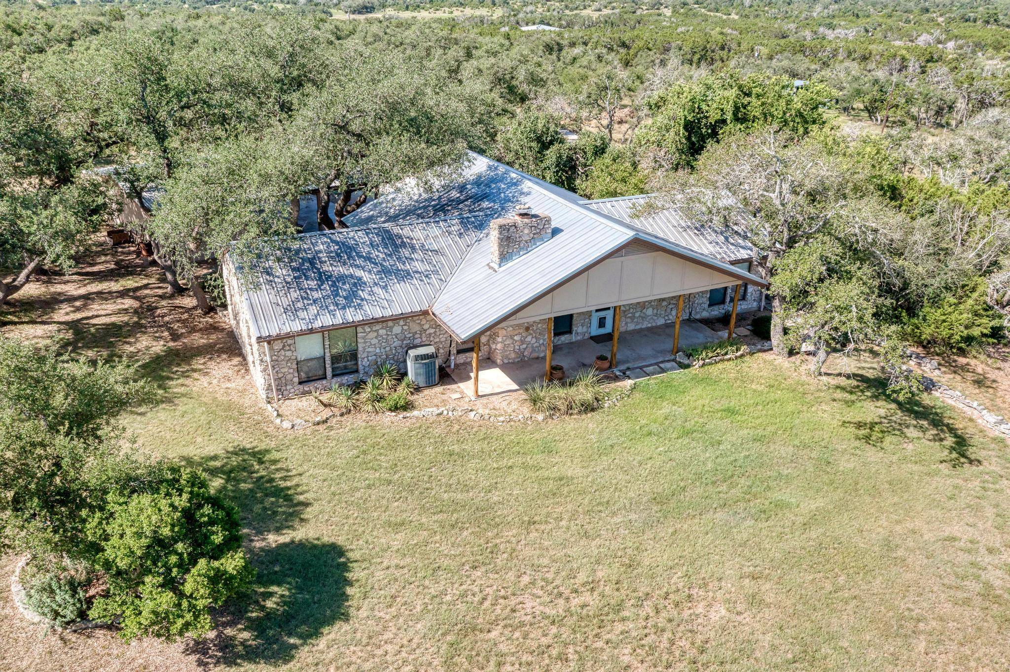 200 Shelton Ranch RD, Dripping Springs, TX 78620