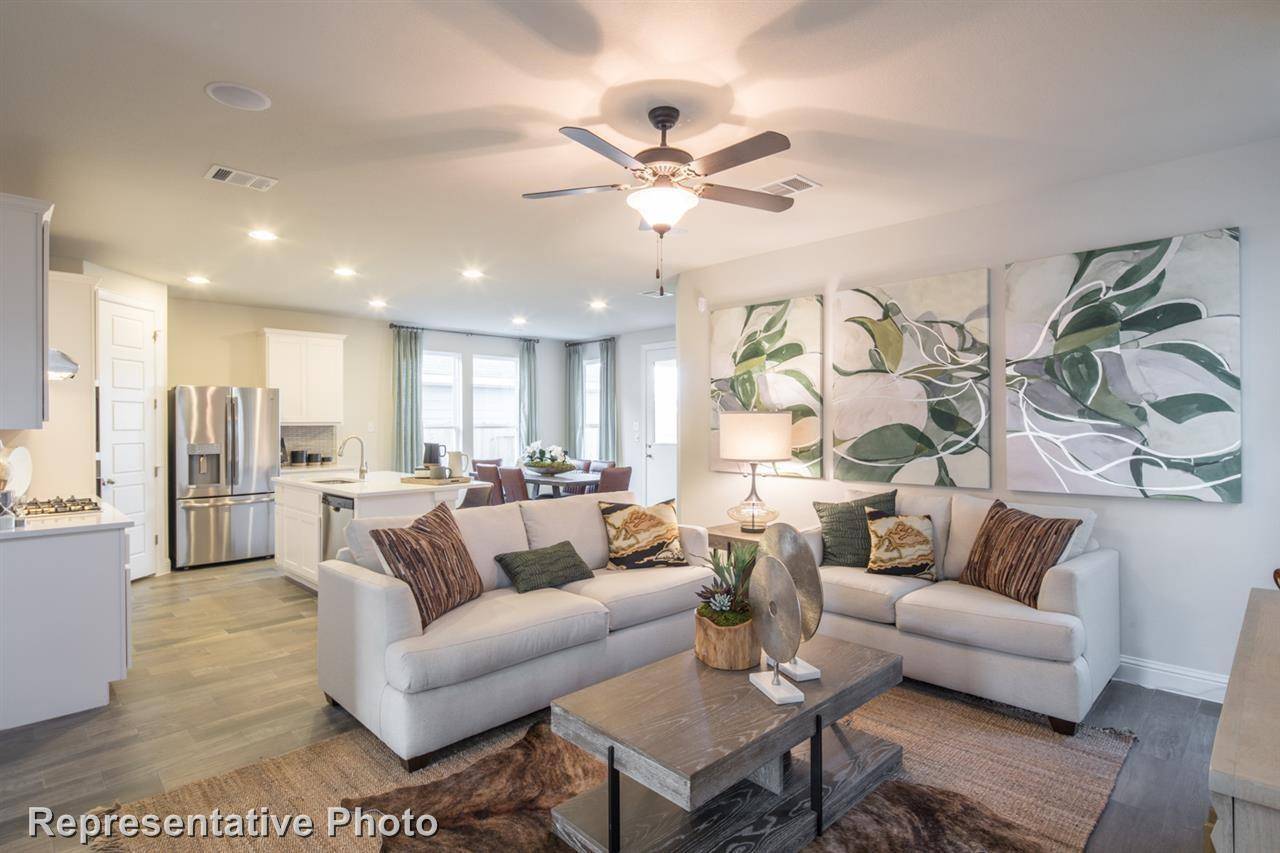 213 Tall Grass DR, Georgetown, TX 78628