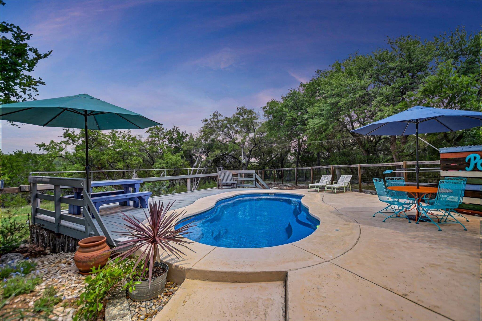 10 Caliche CT, Wimberley, TX 78676