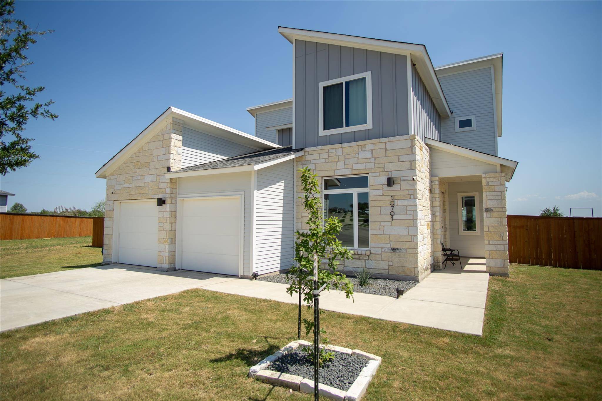 10701 Charger WAY, Manor, TX 78653