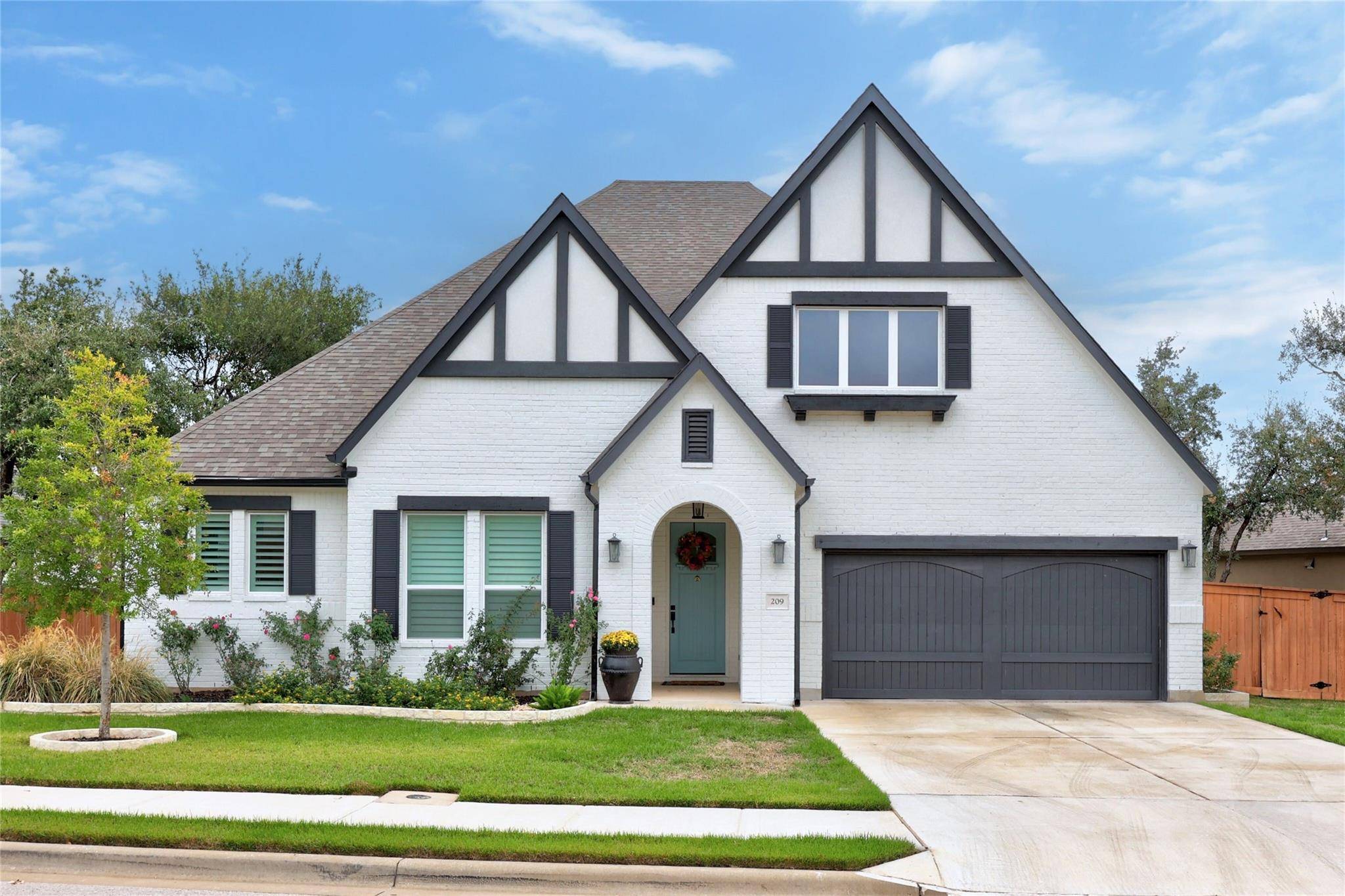 209 Axis LOOP, Georgetown, TX 78628