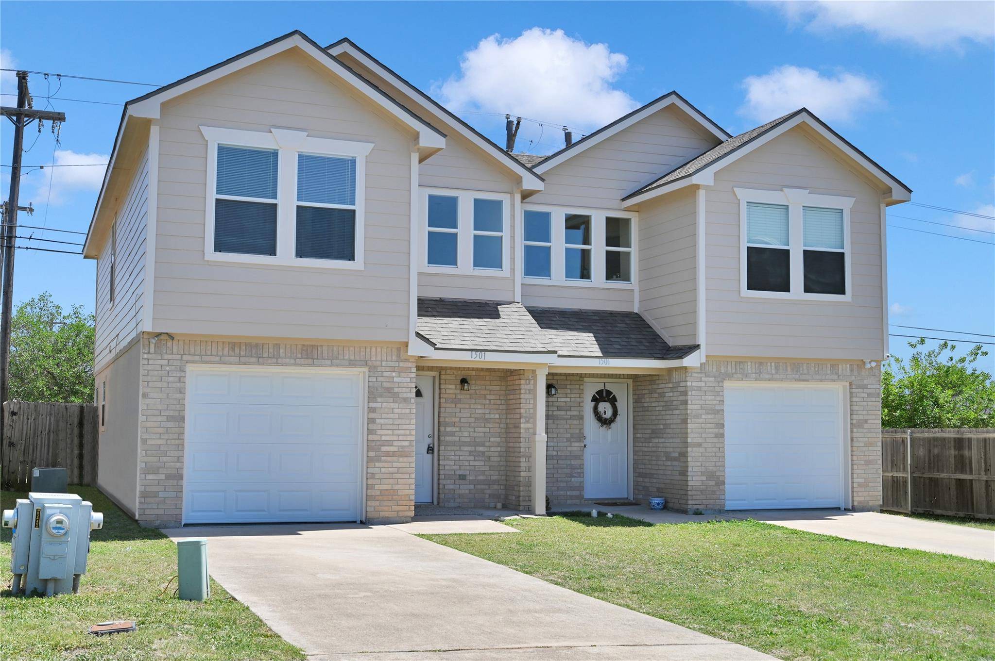 1501 S Claremont CIR #B, Marble Falls, TX 78654