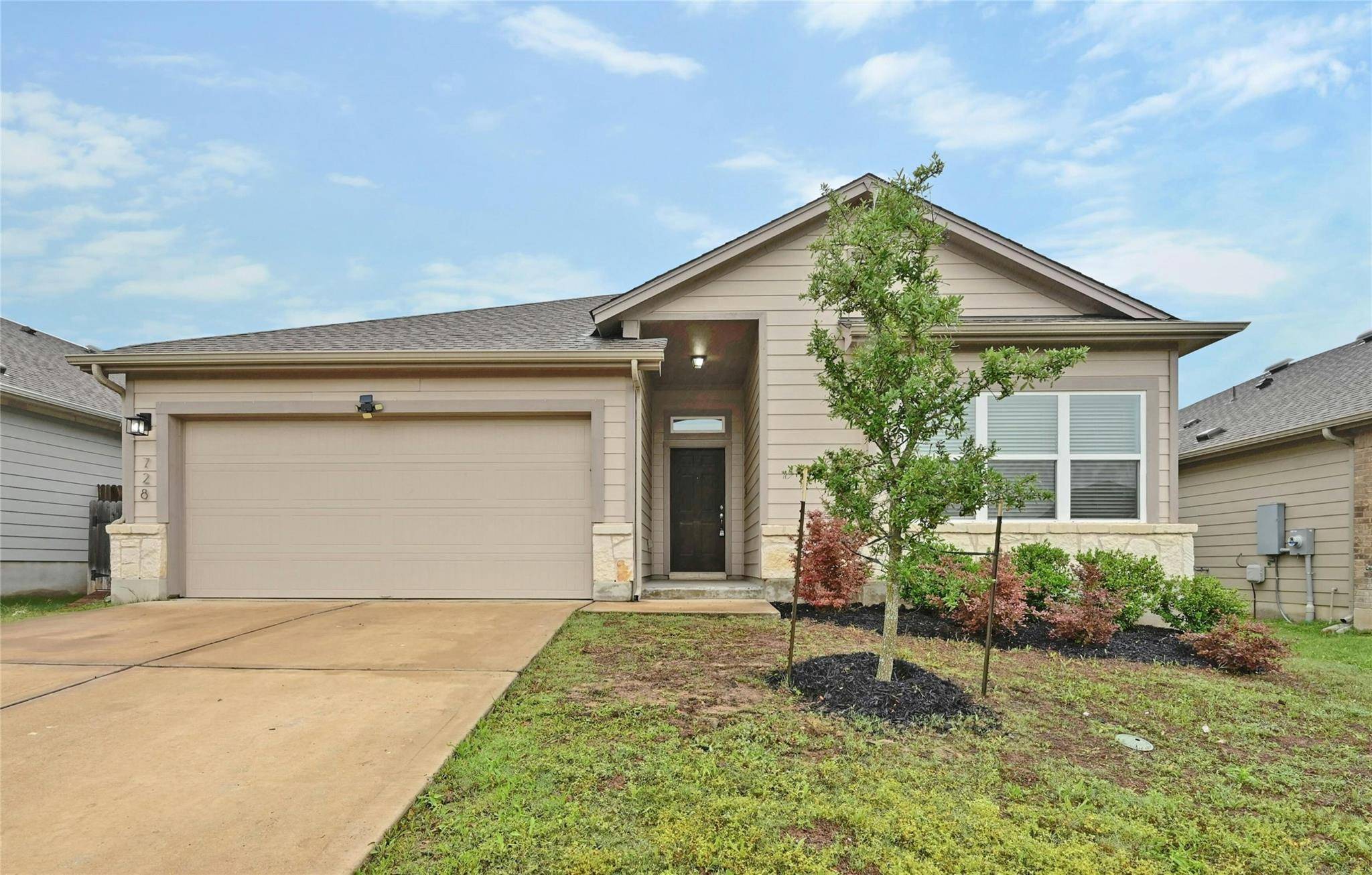 728 Bridgestone WAY, Buda, TX 78610